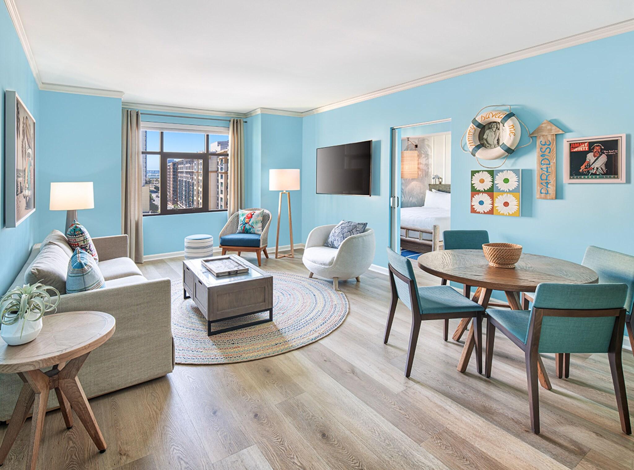 Suite Accessible King Size Bed