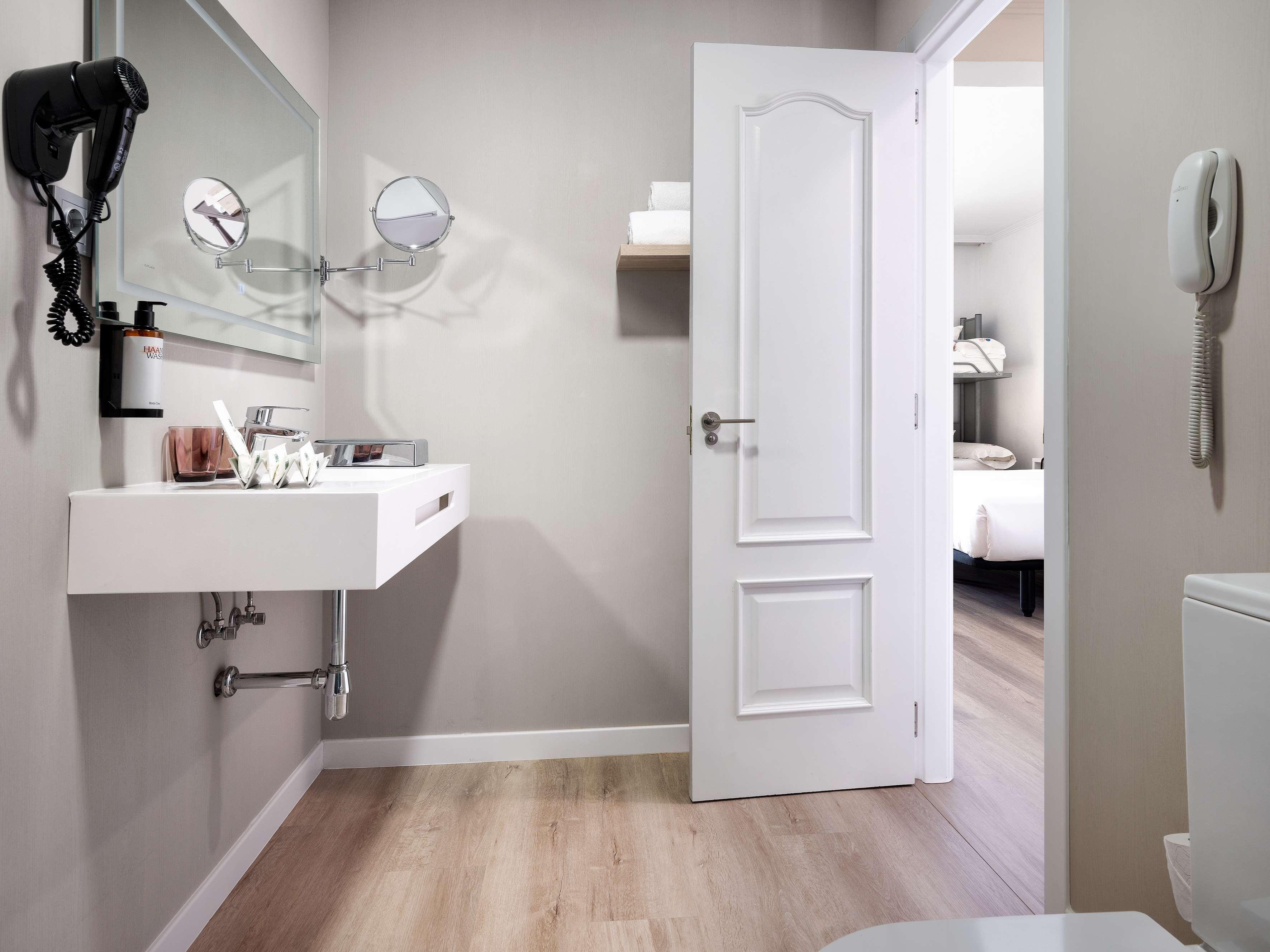 Family Room Connecting Room