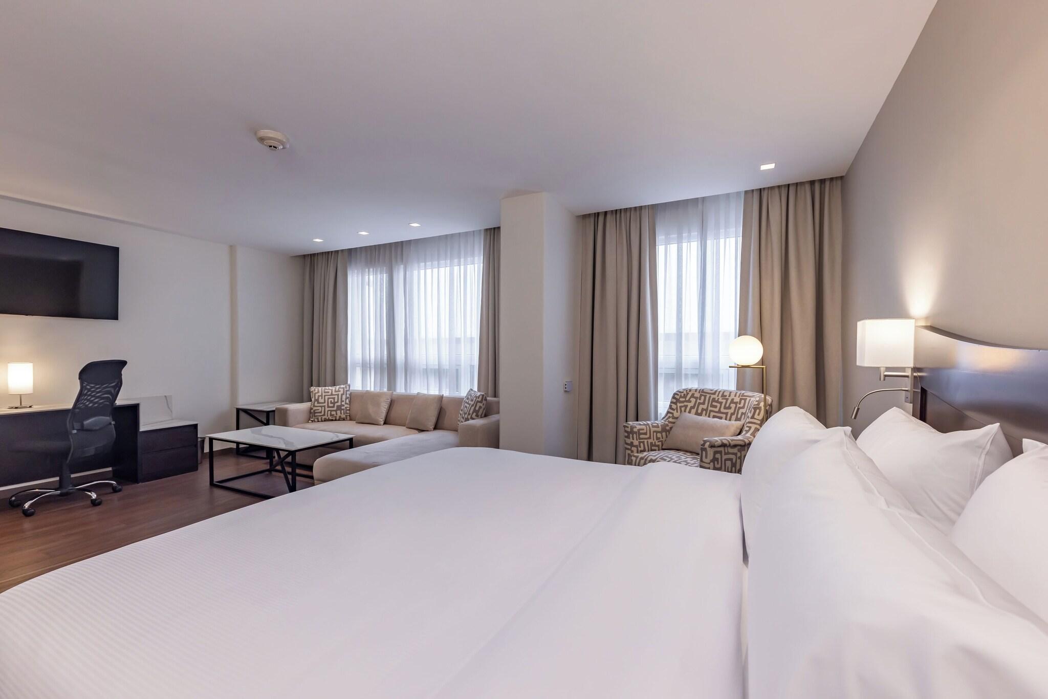 Junior Suite King Size Bed