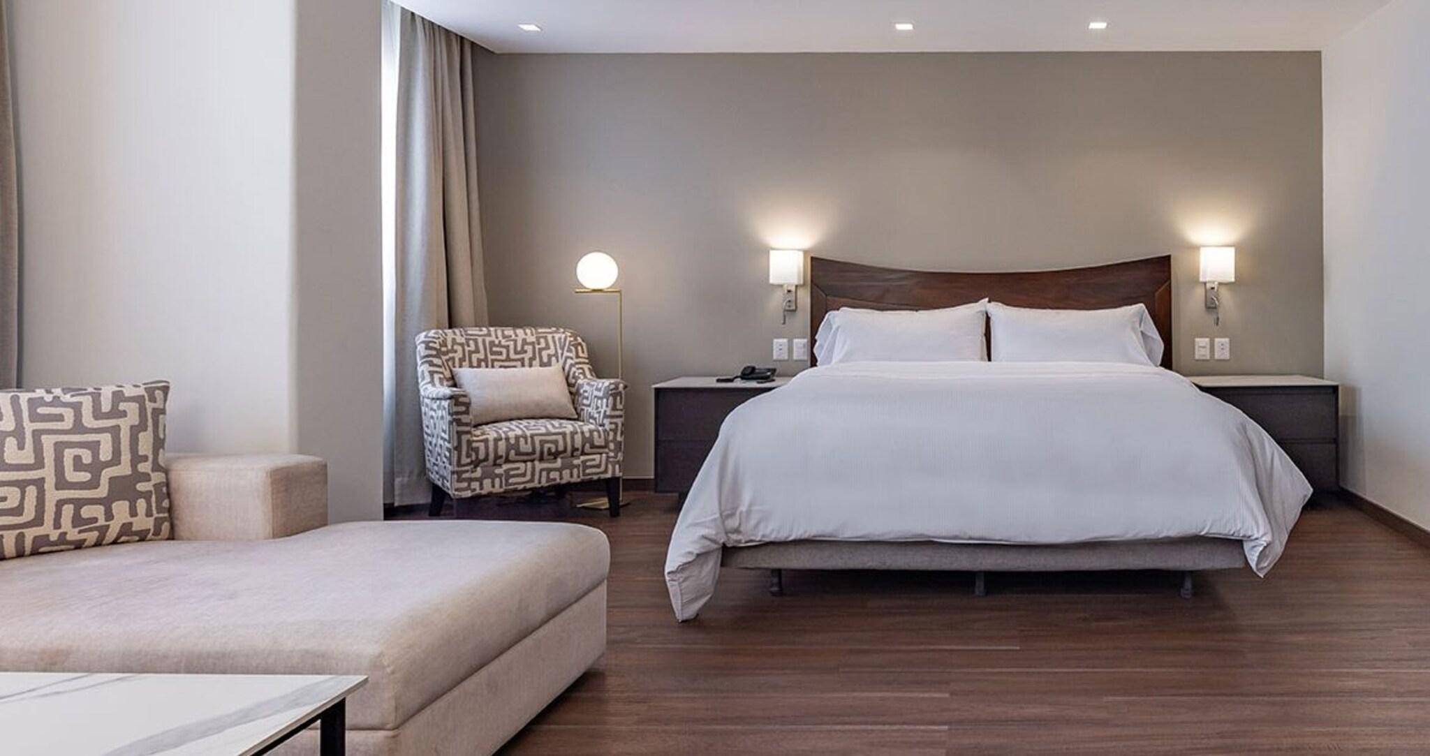 Junior Suite King Size Bed