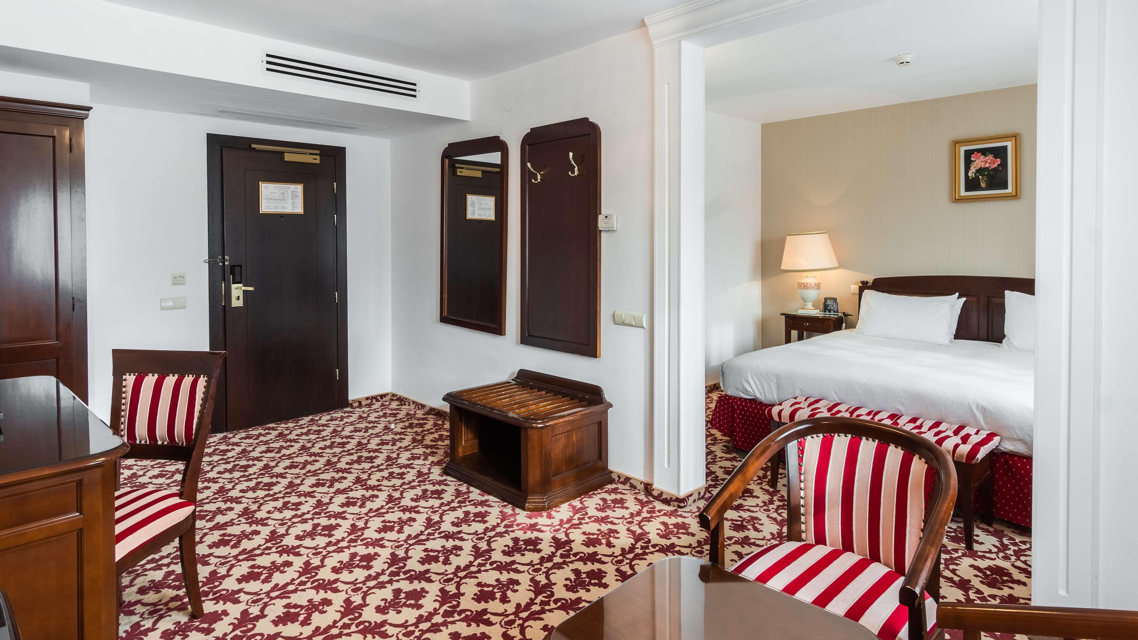 Junior Suite King Size Bed