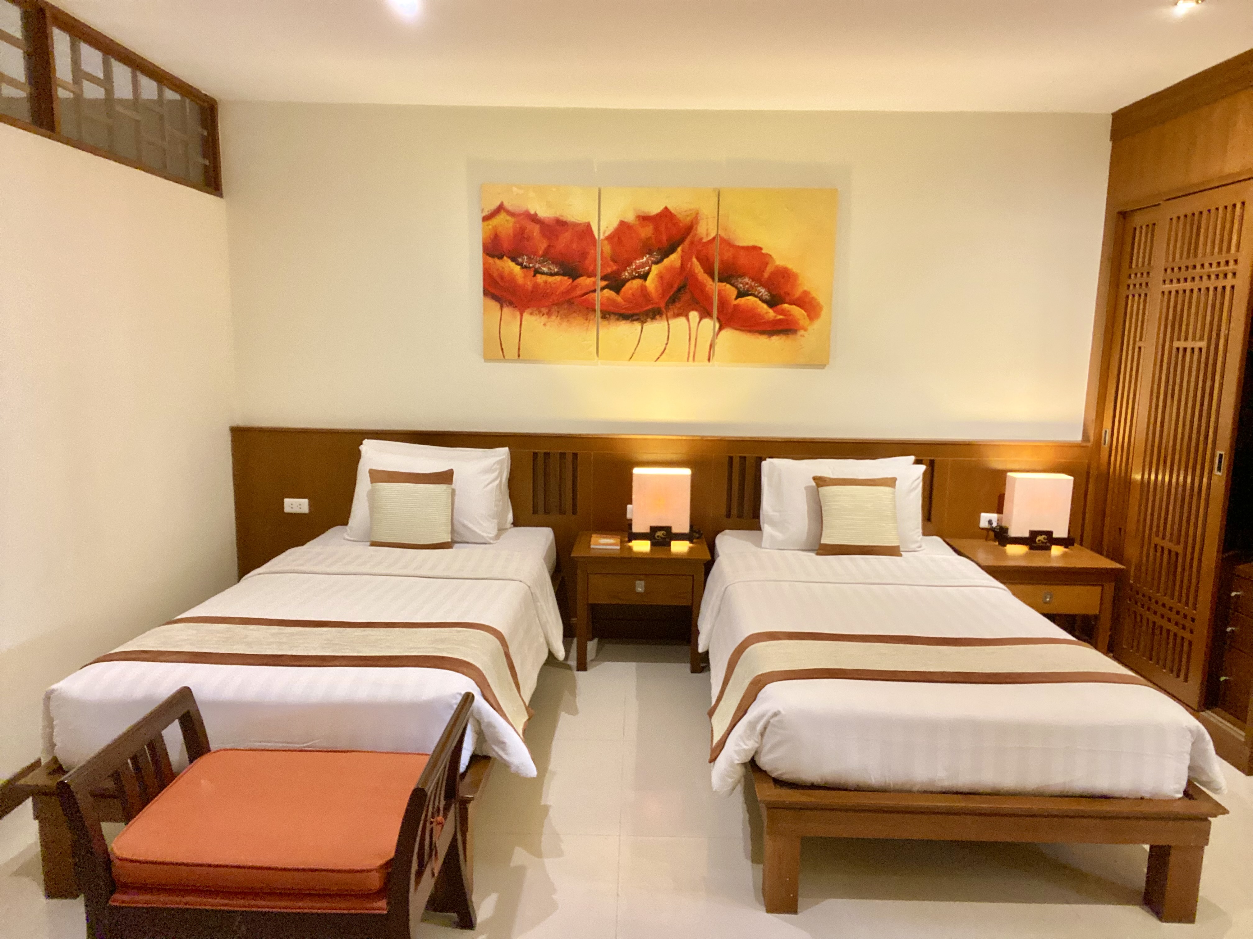 Double or Twin Deluxe