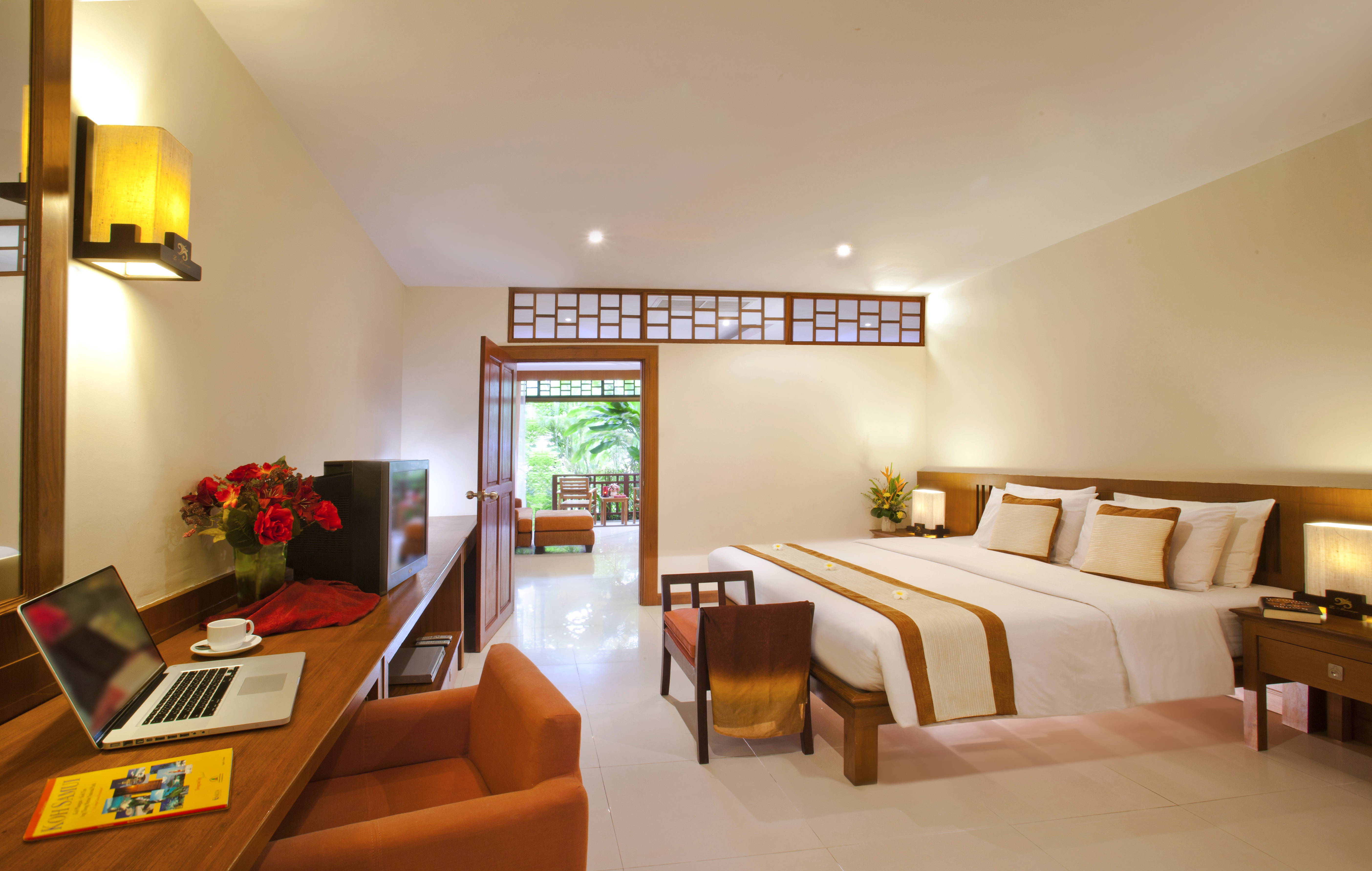 Double Deluxe Pool View