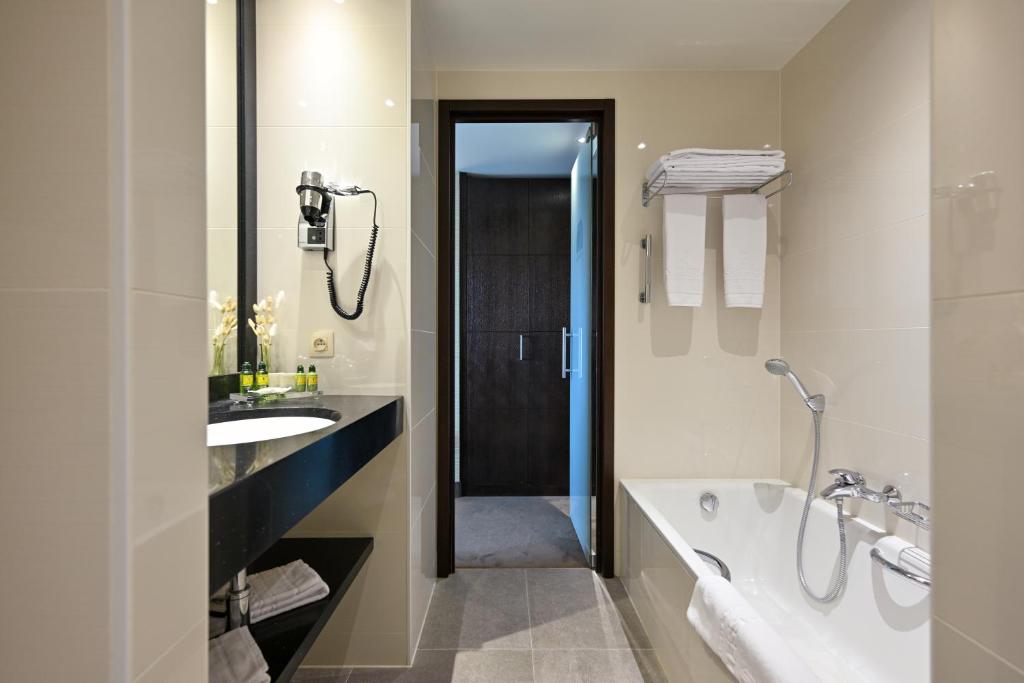 Double or Twin Superior with Views