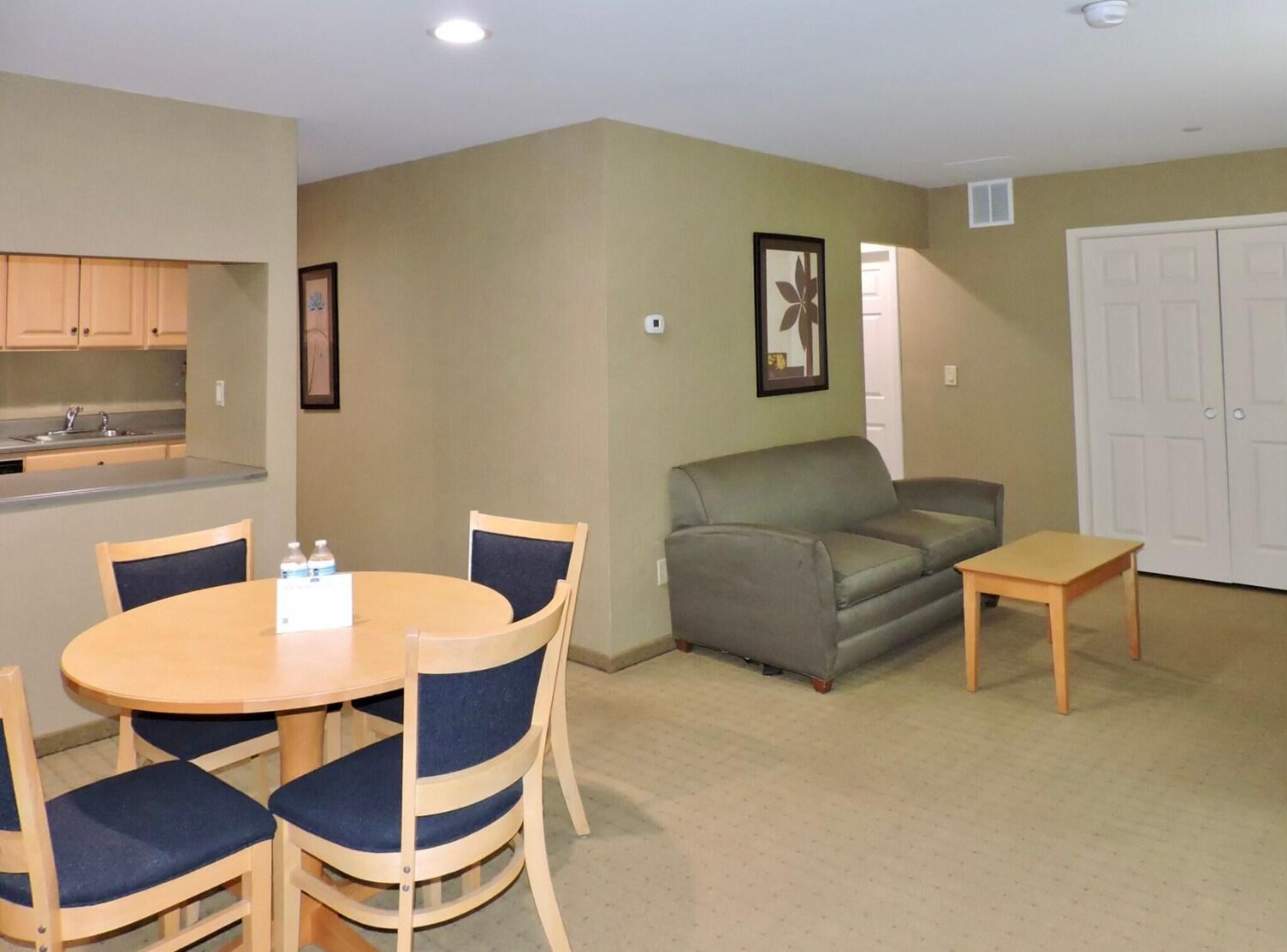 Family Room Two King Beds