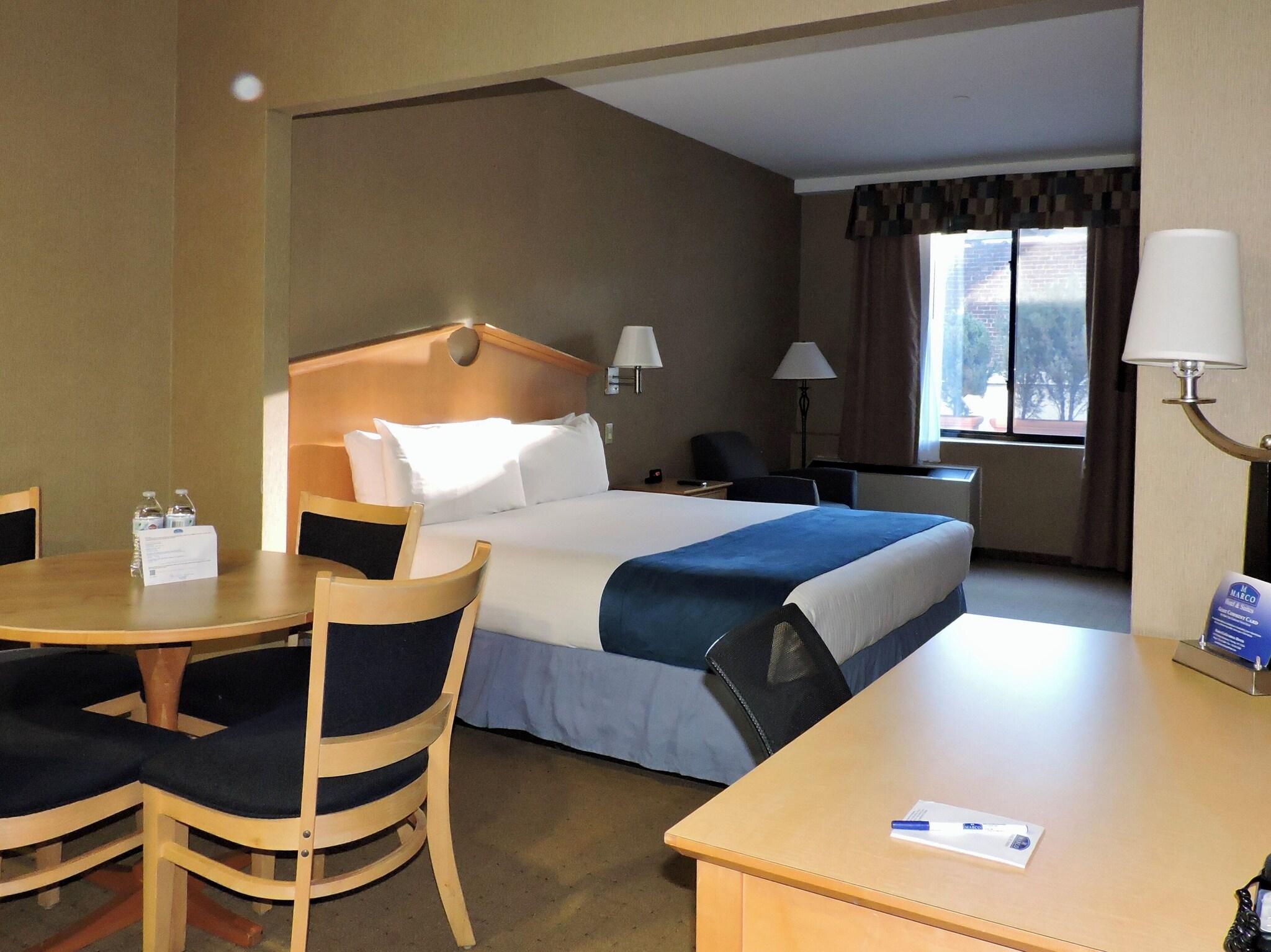 Studio King Size Bed