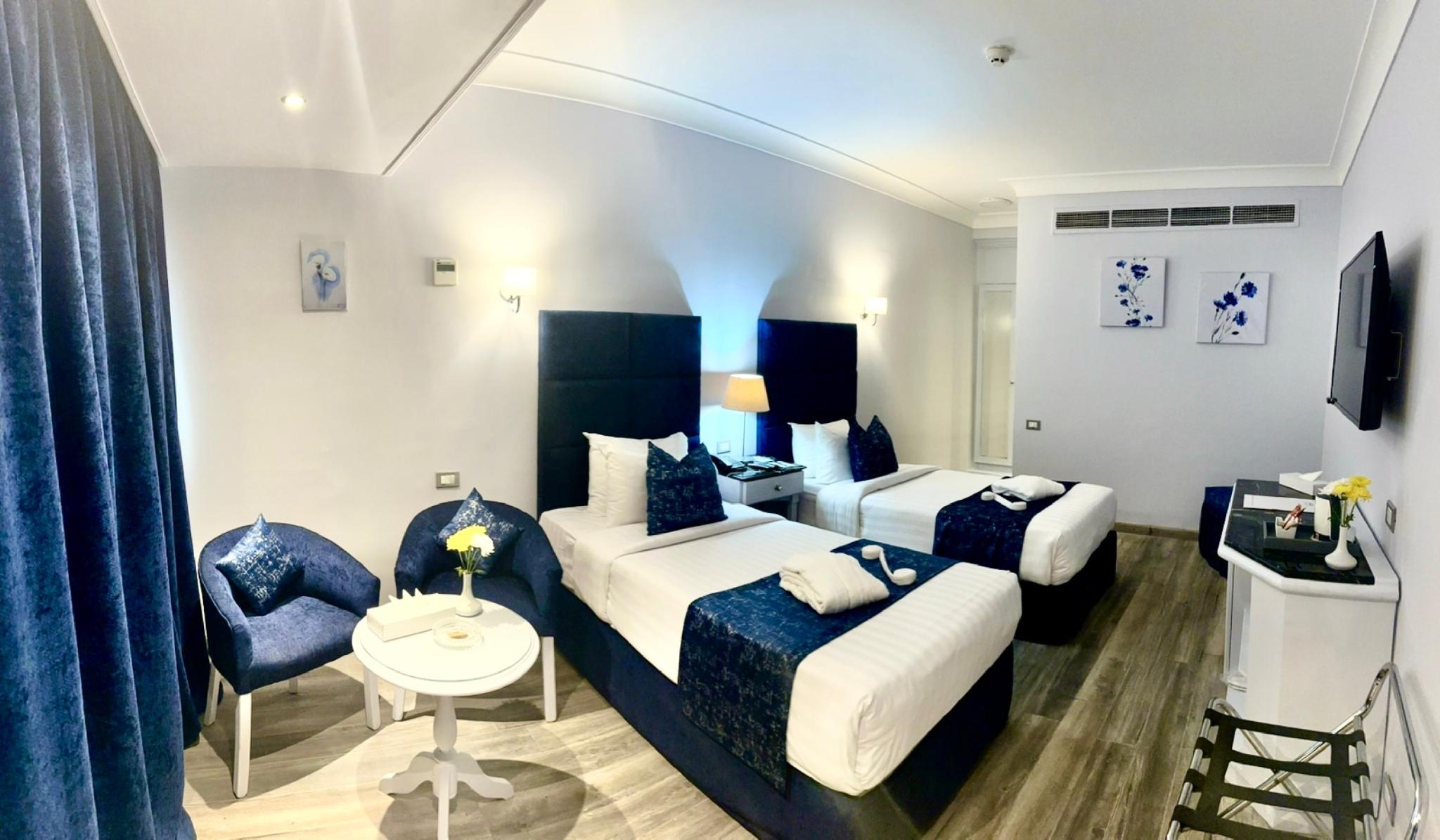 Double or Twin Deluxe Pool View