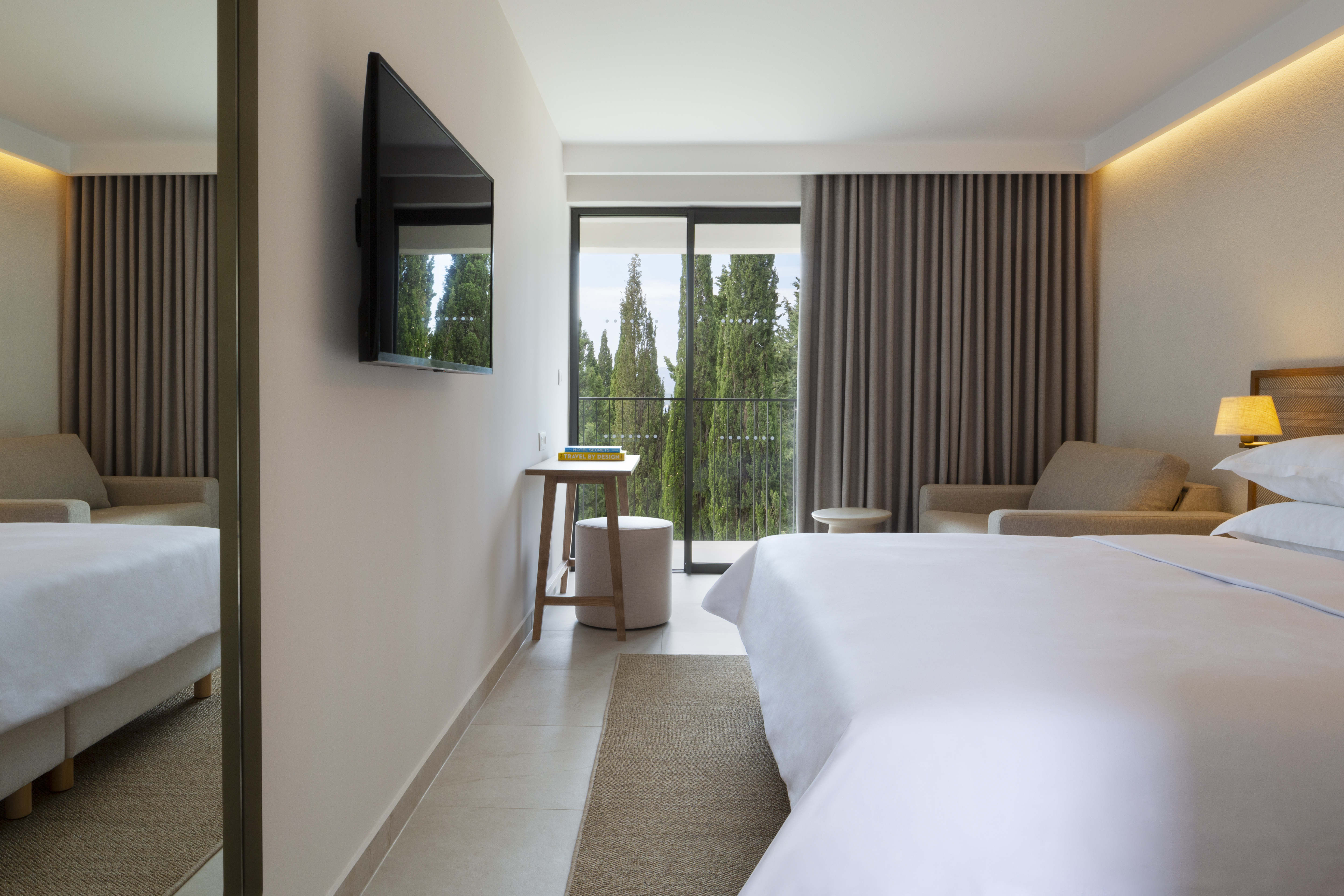 Double Superior Side Sea View