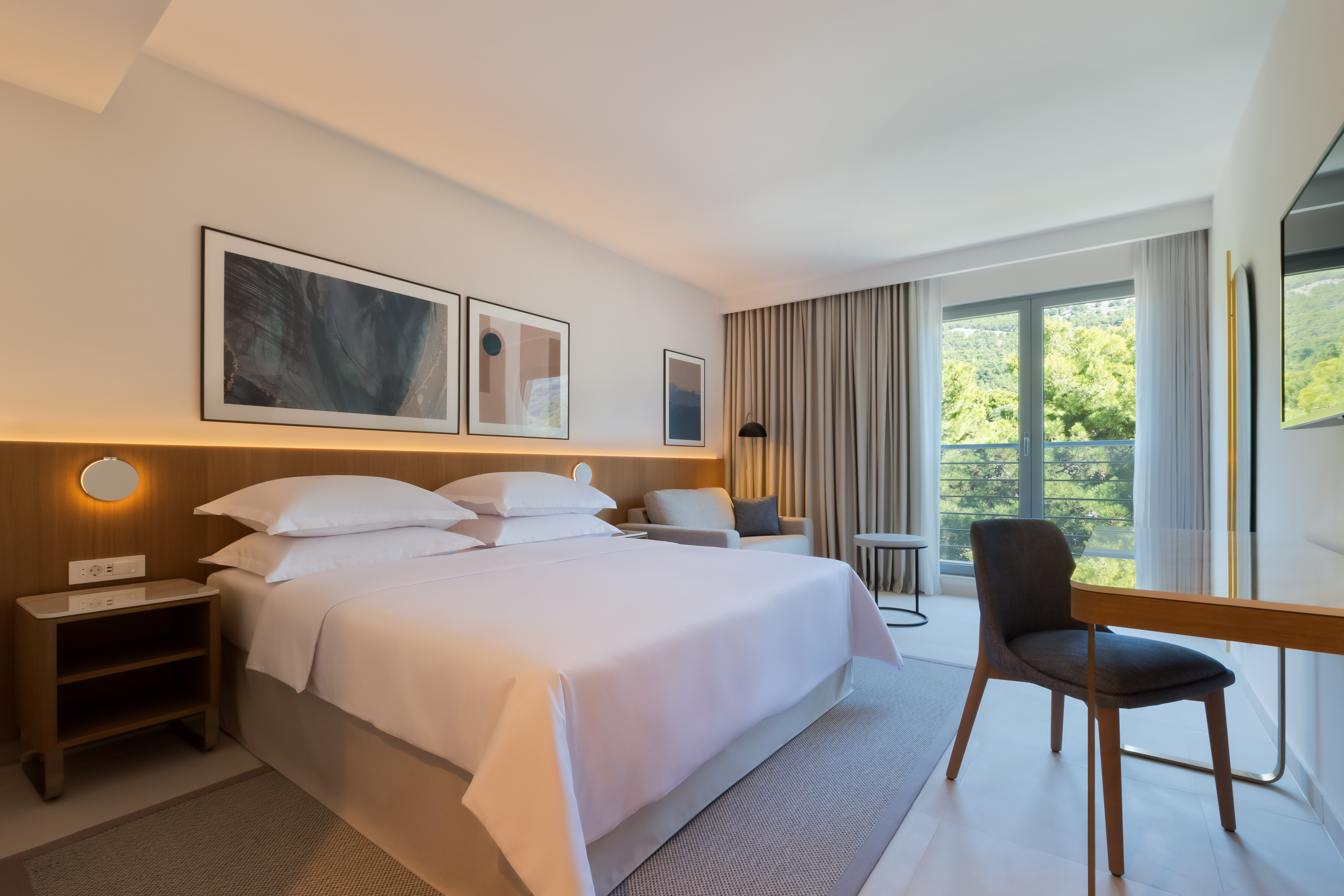 Family Room Superior