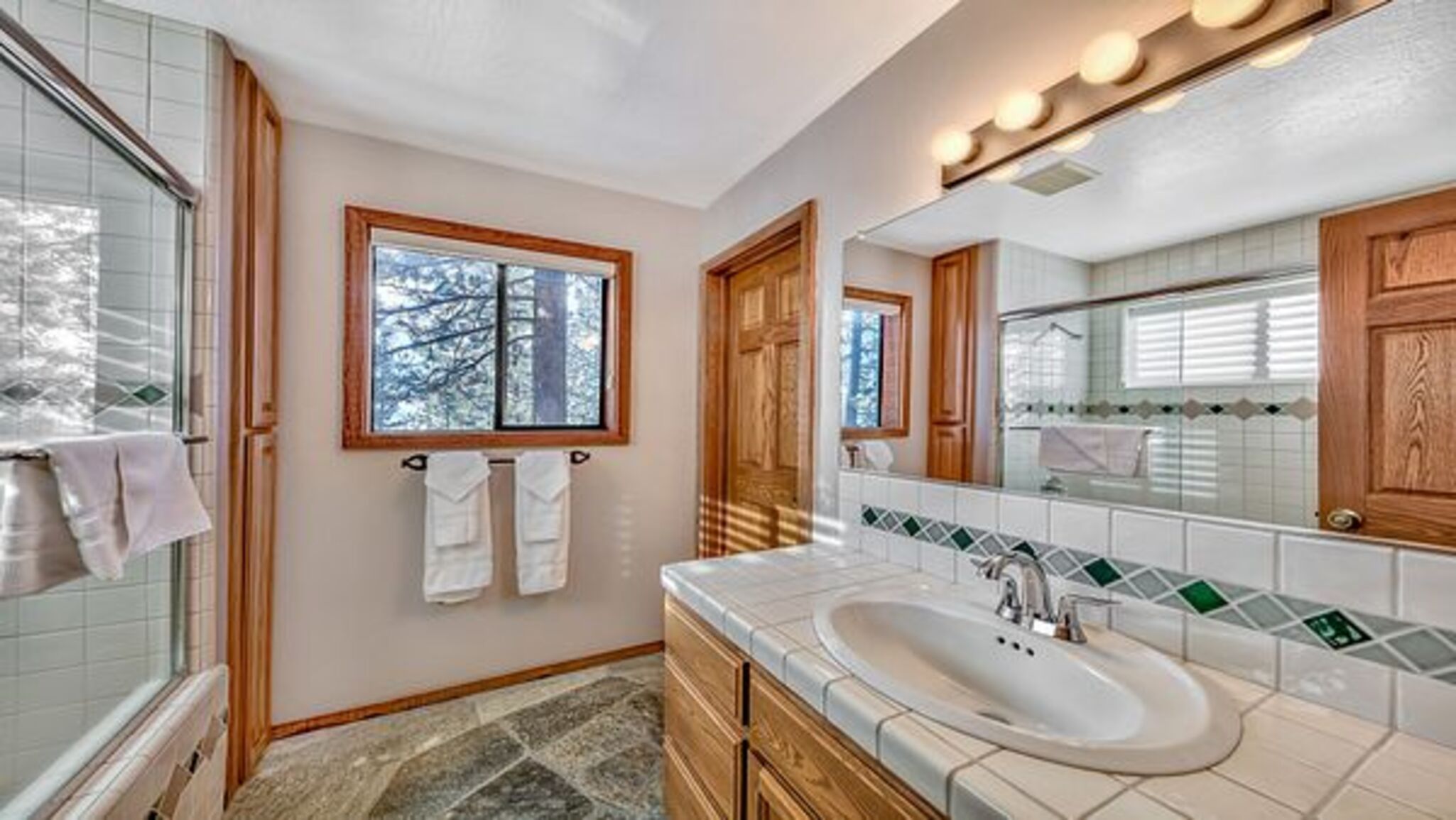 Apartment Five Bedrooms