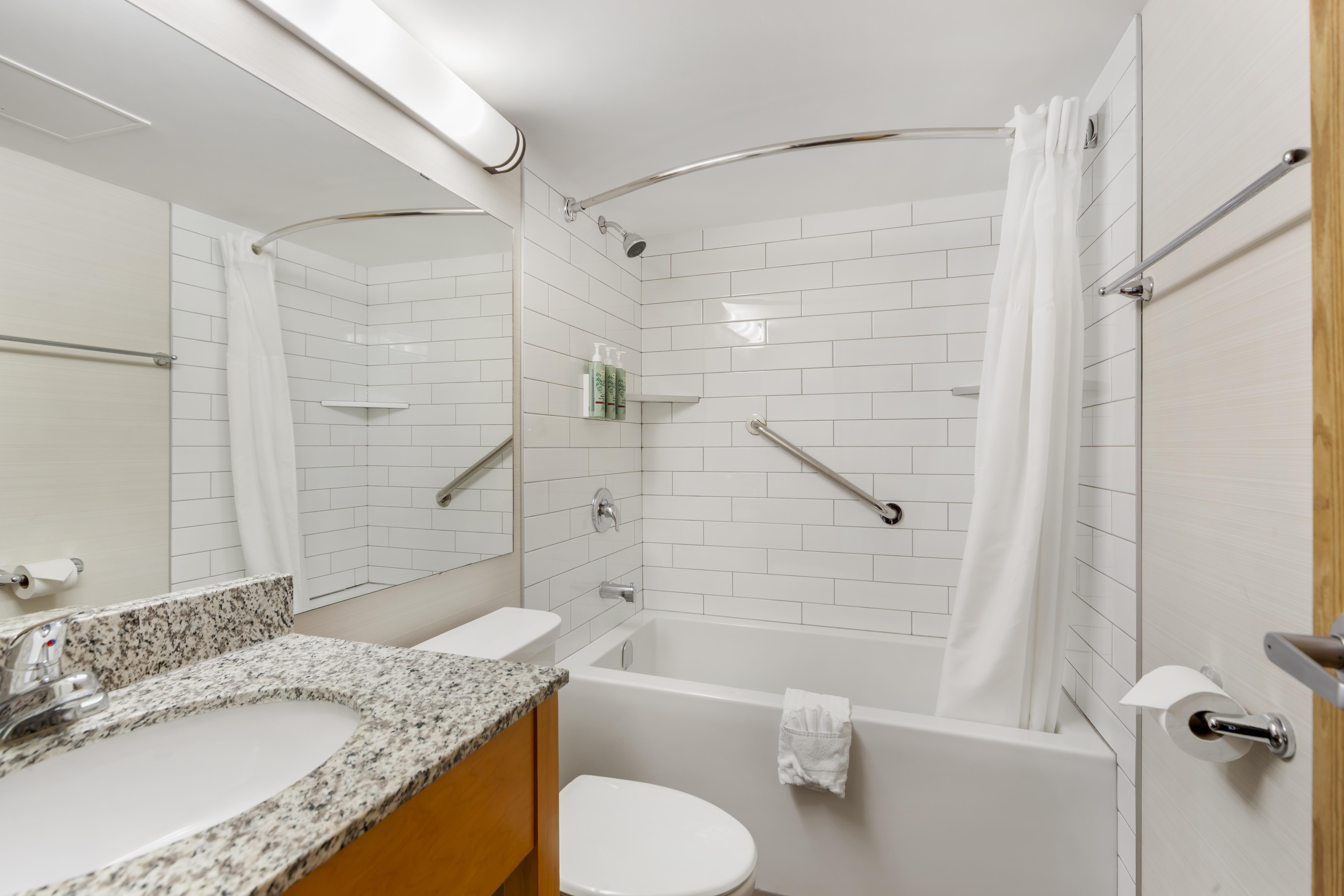 Suite with Kitchenette