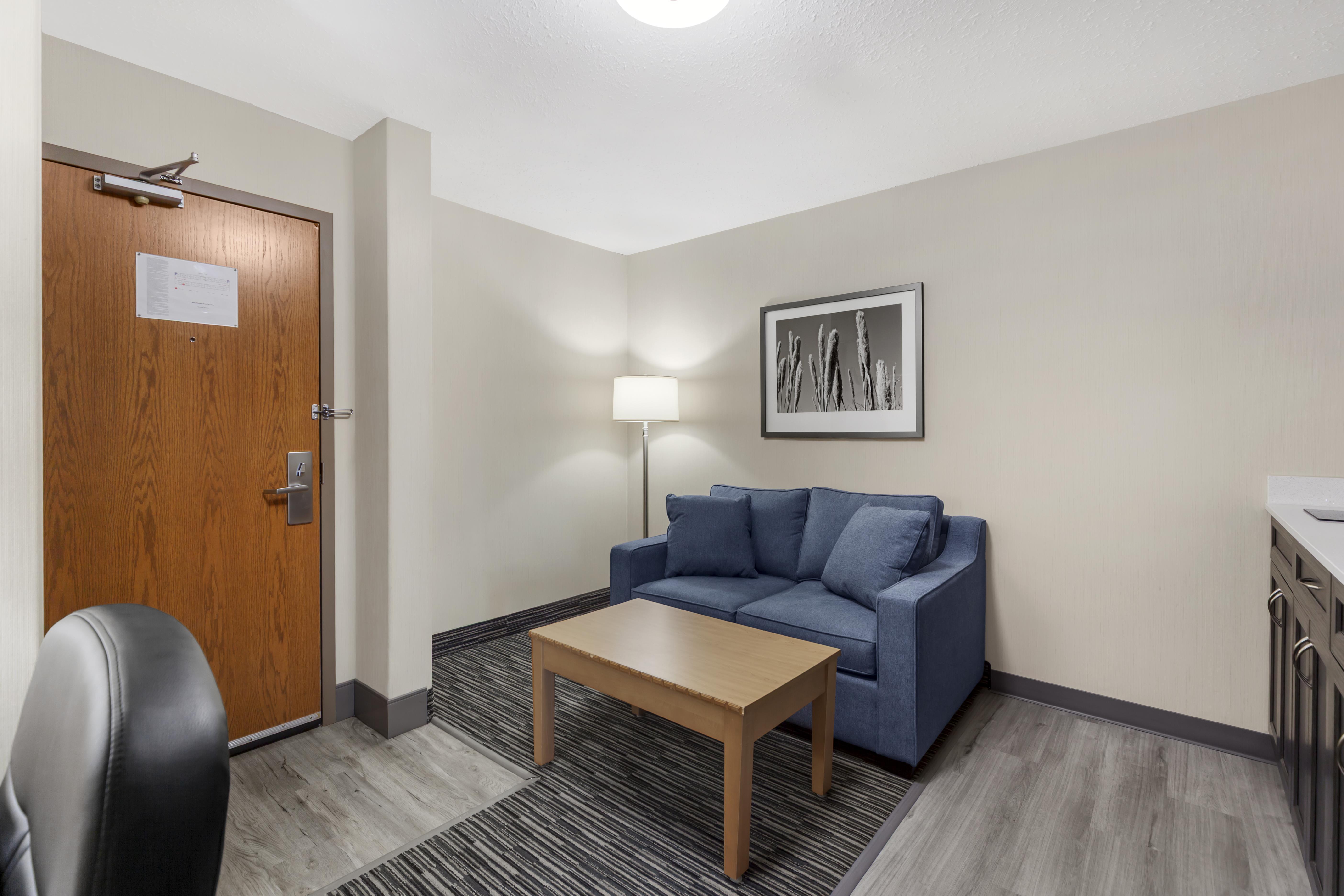Suite with Kitchenette