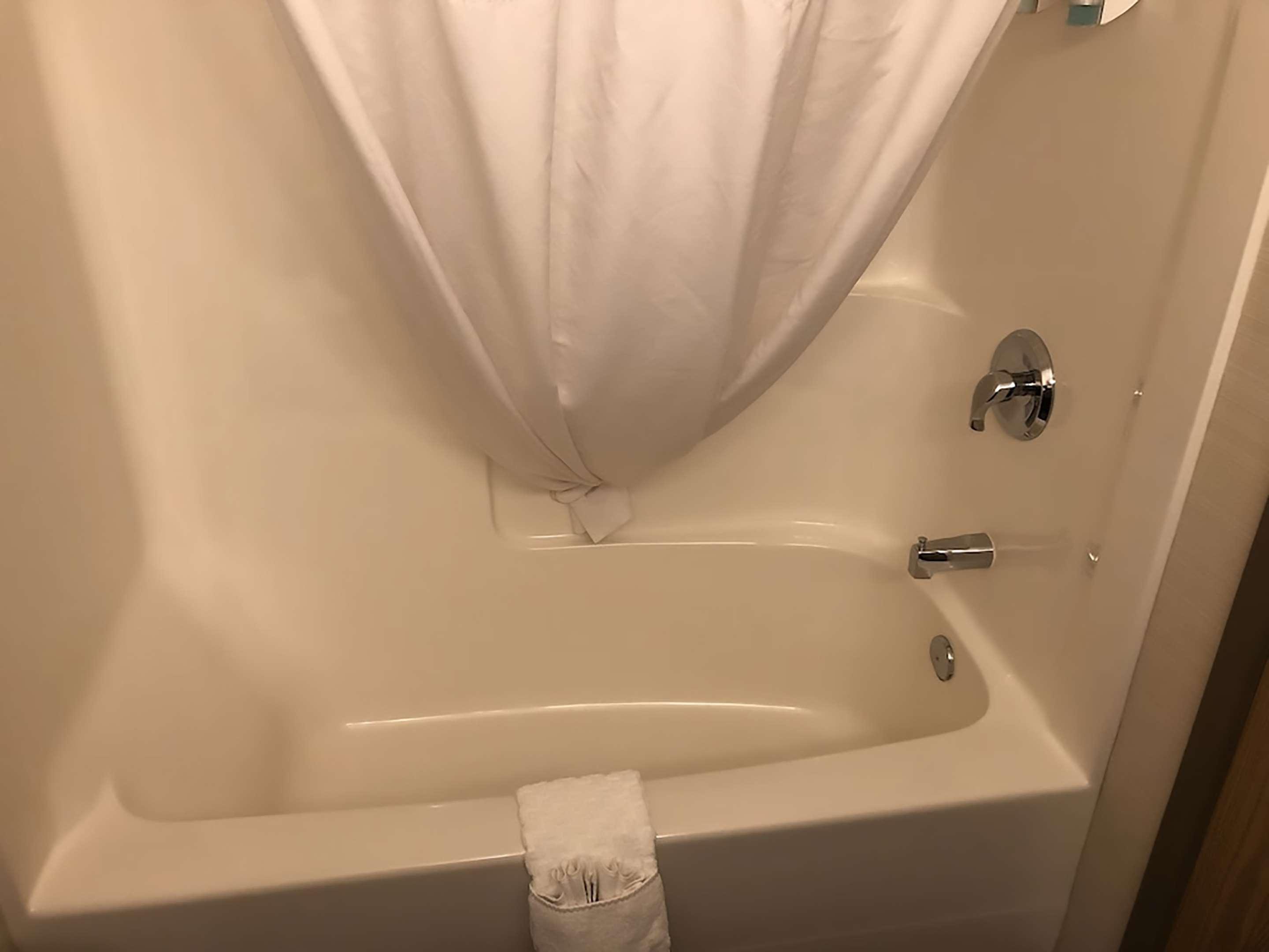 Quadruple King Size Bed