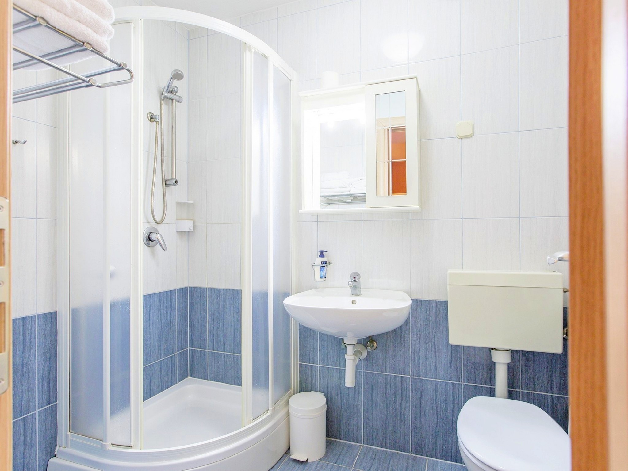 Apartment Capacity 4