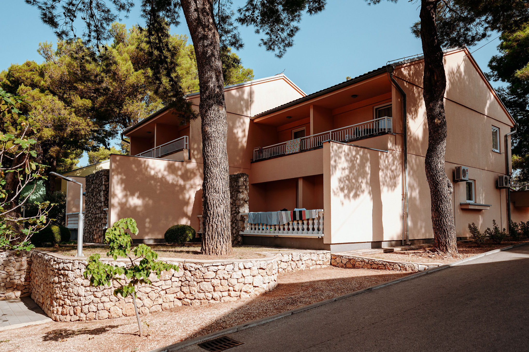 Apartment Capacity 6