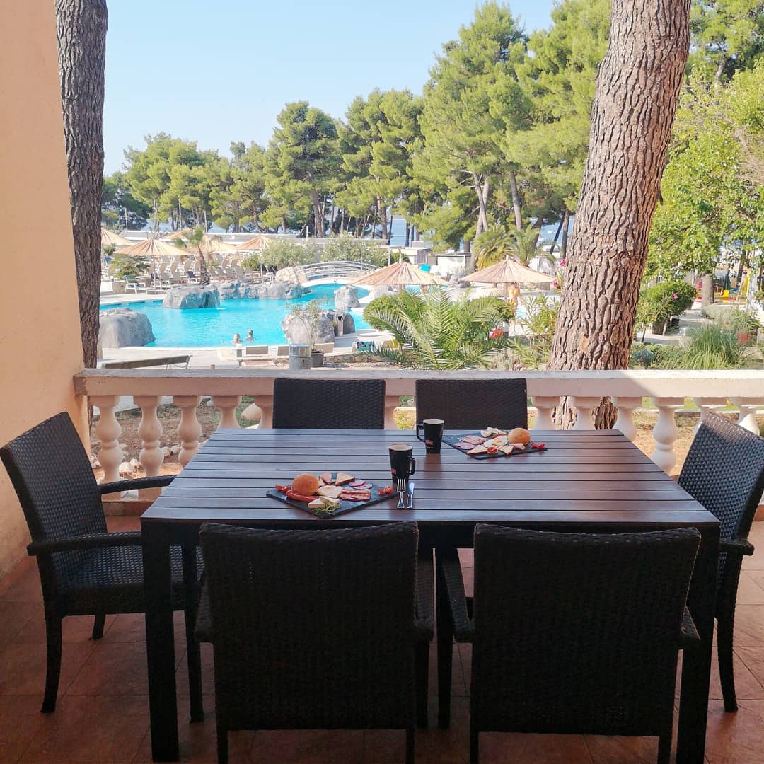 Apartment Capacity 6