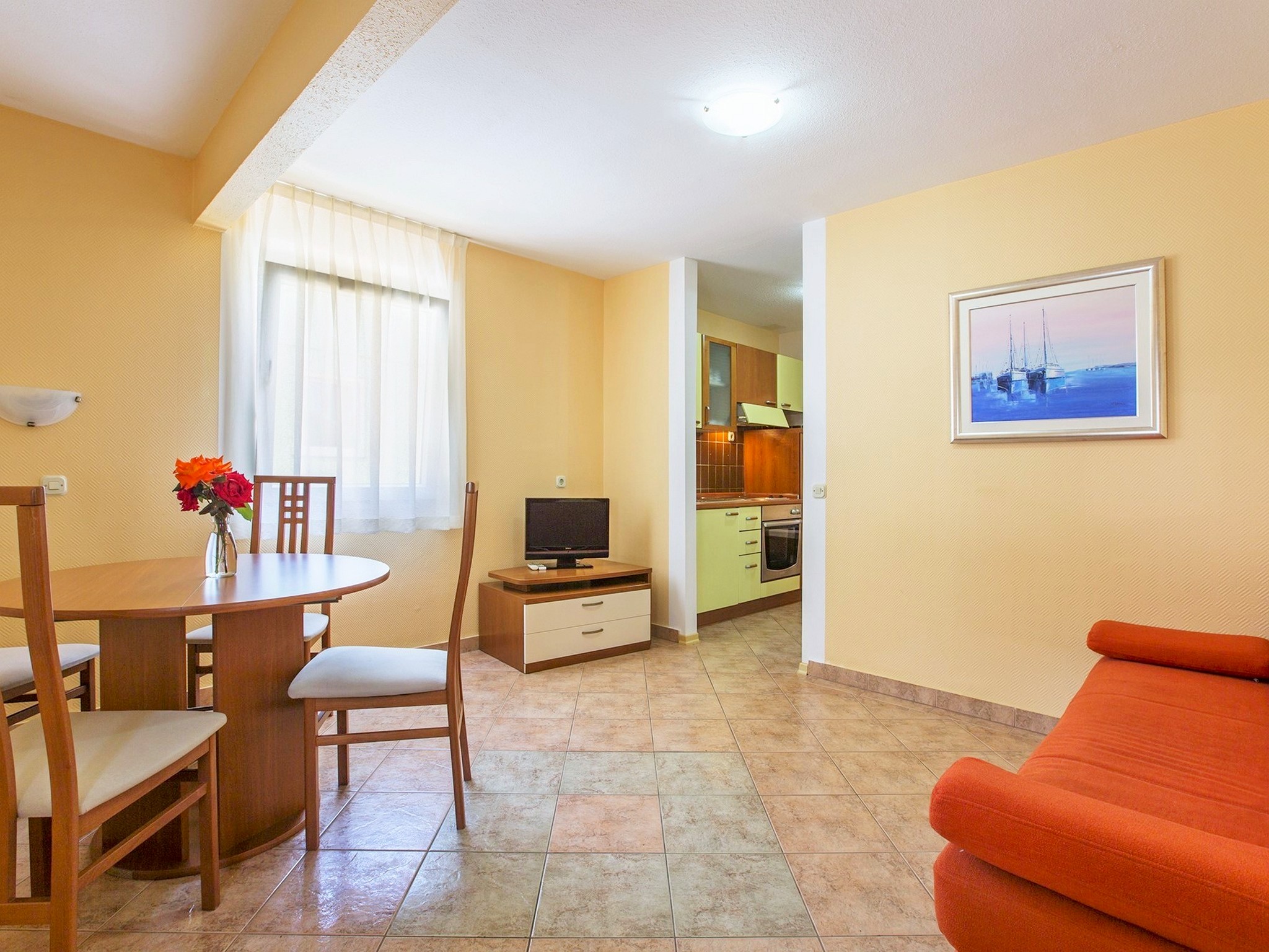 Apartment Capacity 4