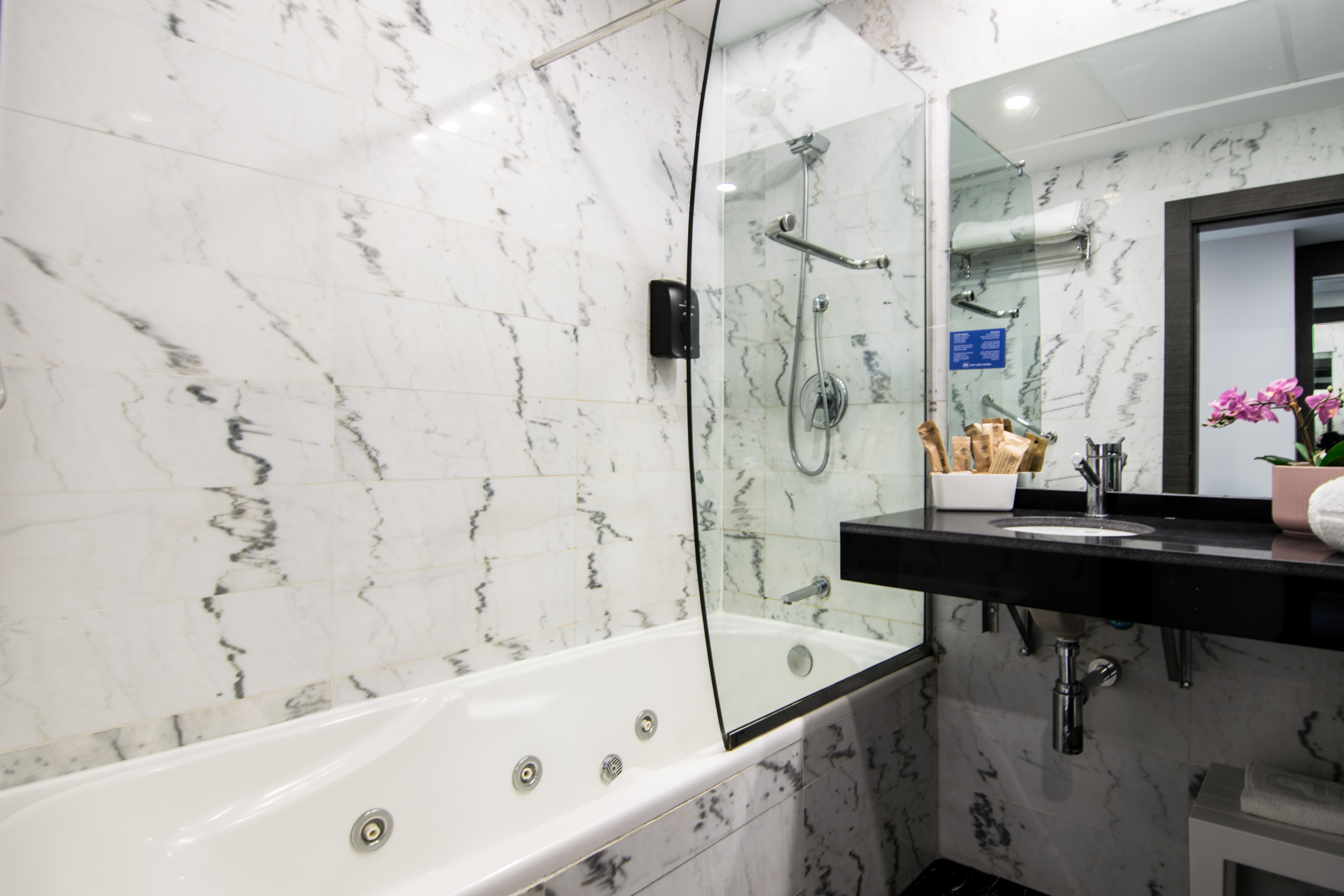 Junior Suite Standard