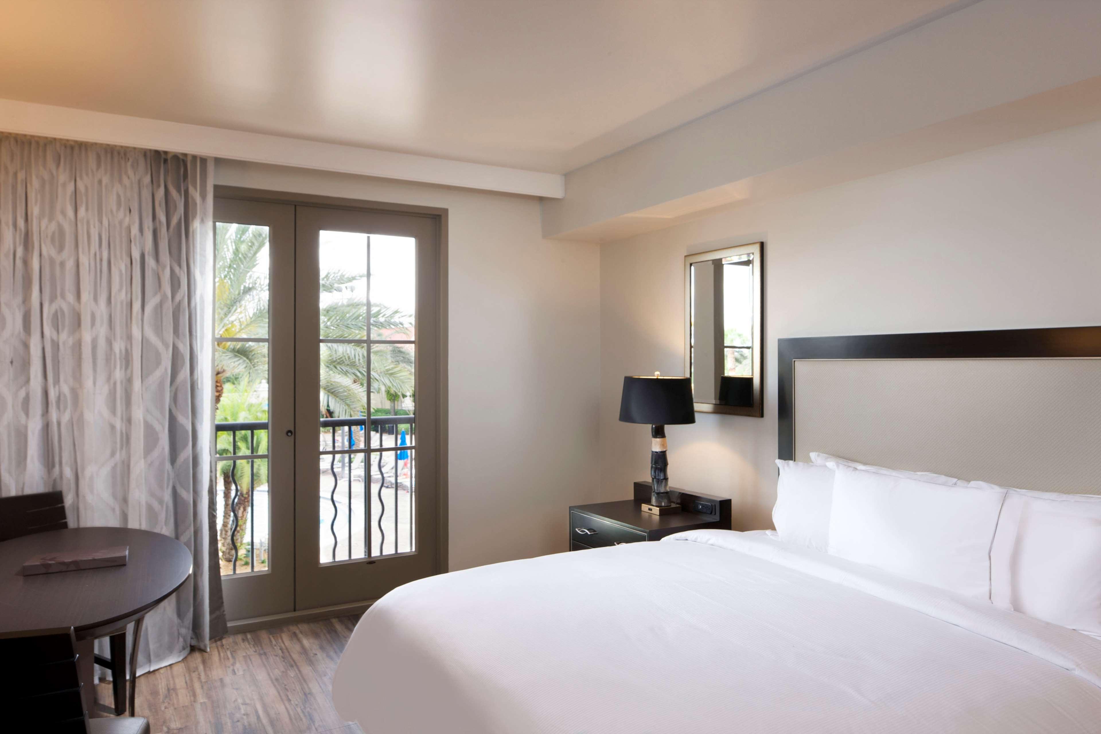 Studio King Size Bed