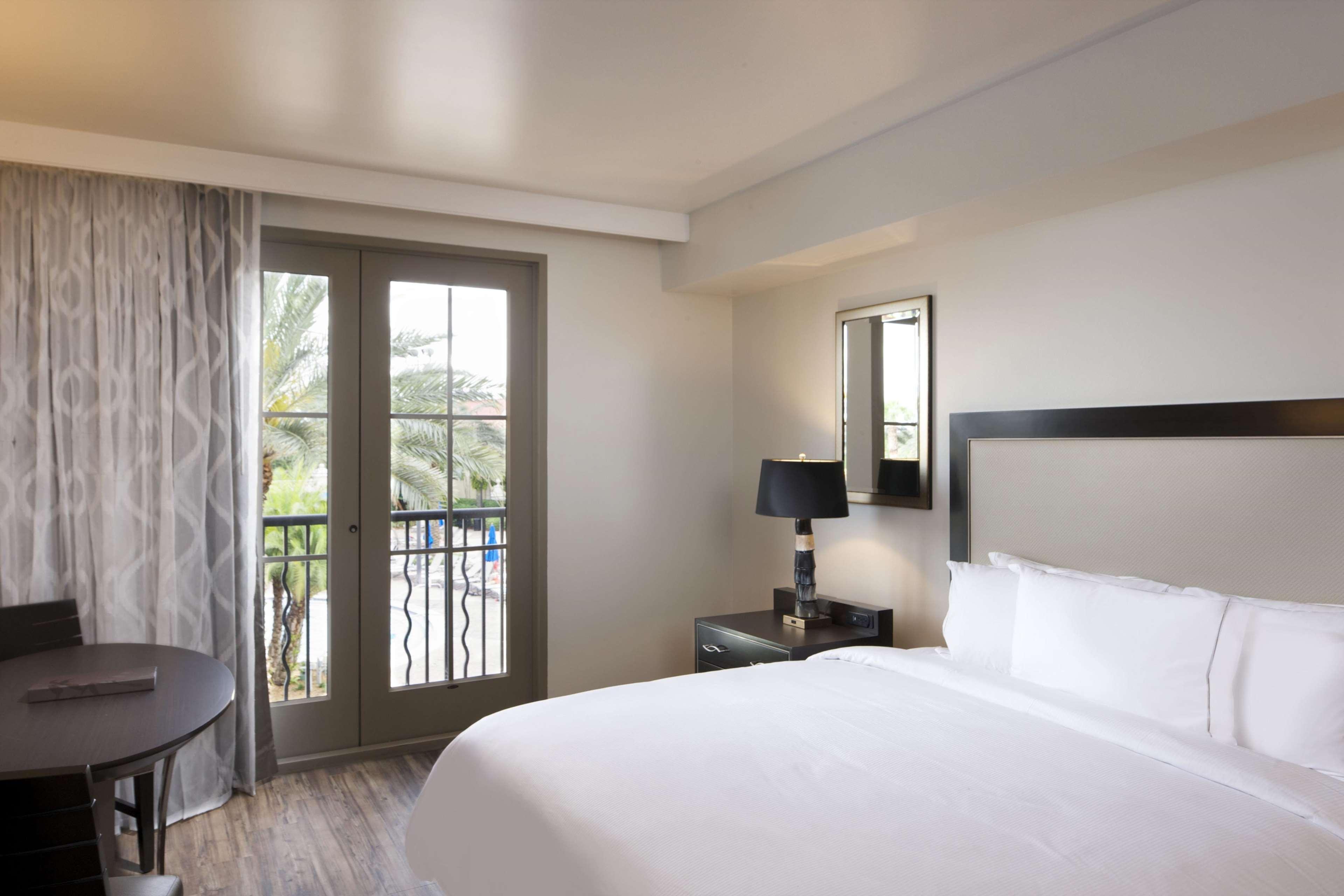 Studio King Size Bed