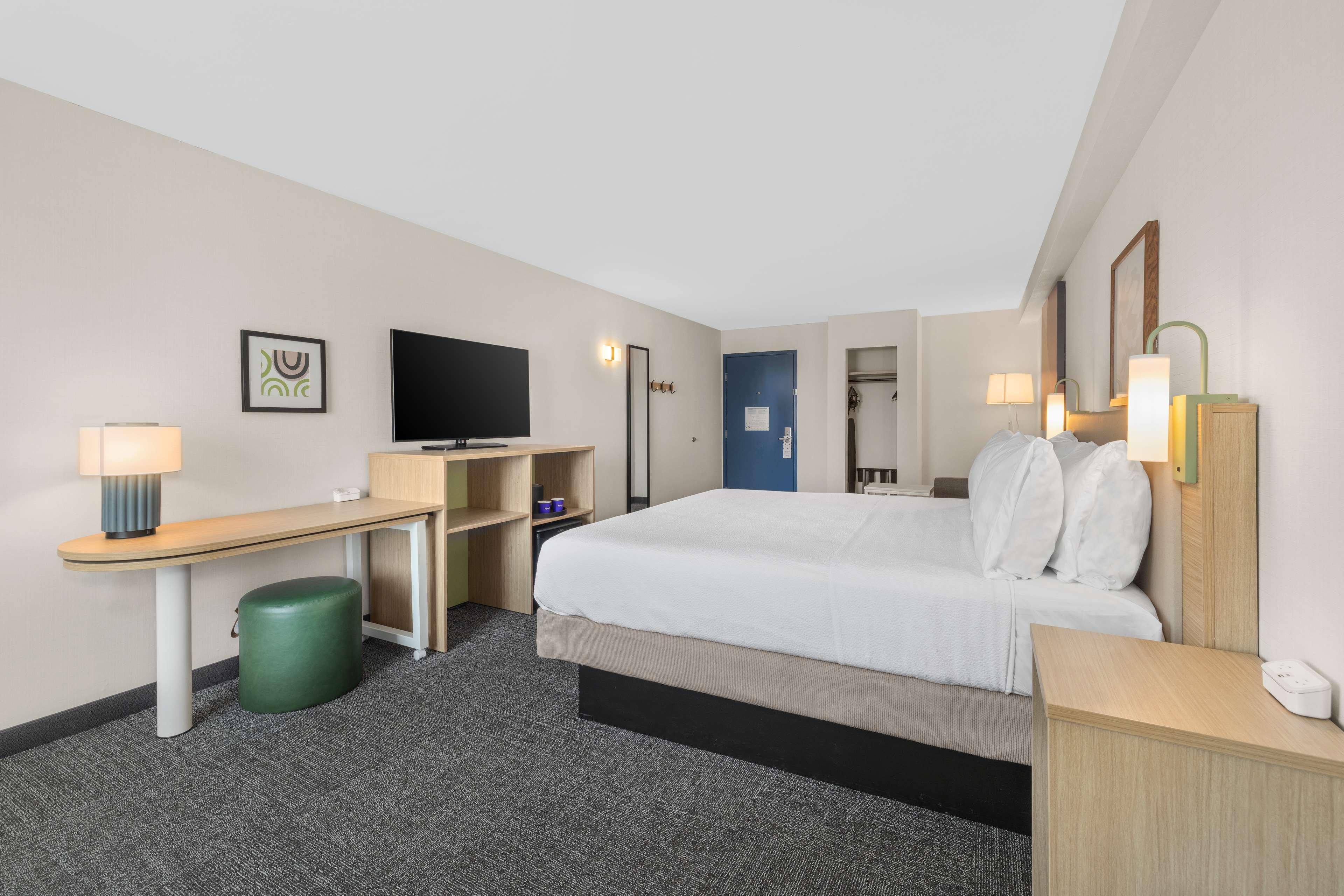 Double King Size Bed