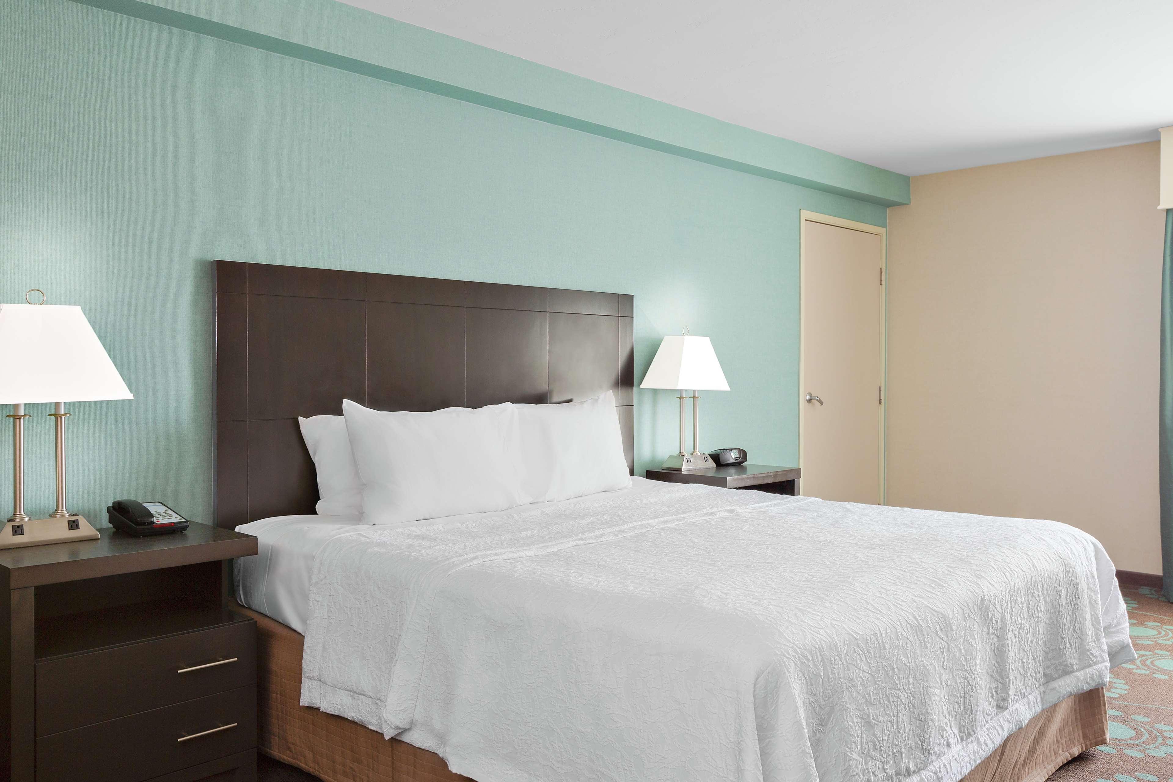 Double Deluxe King Bed