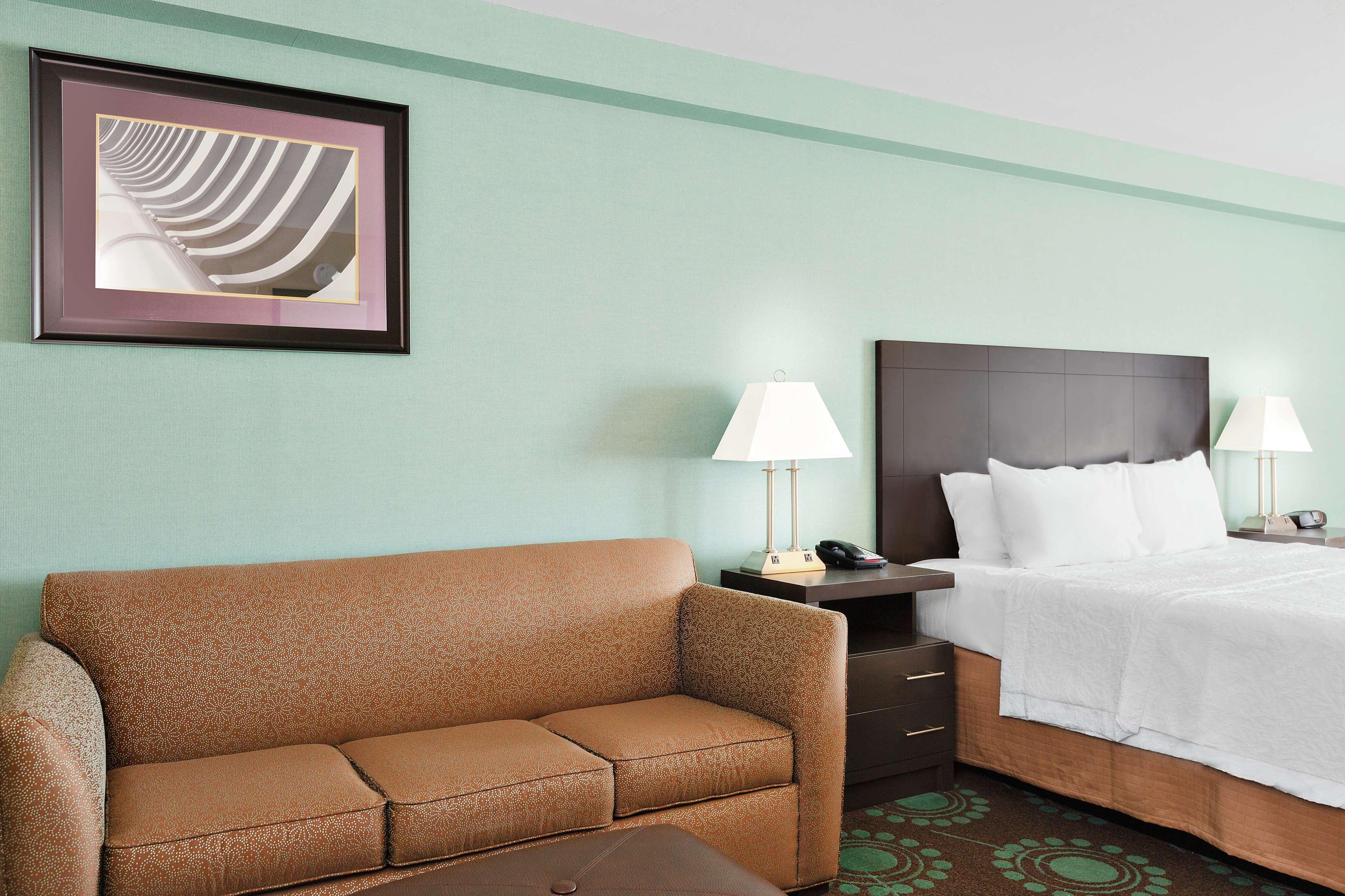 Double Deluxe King Bed