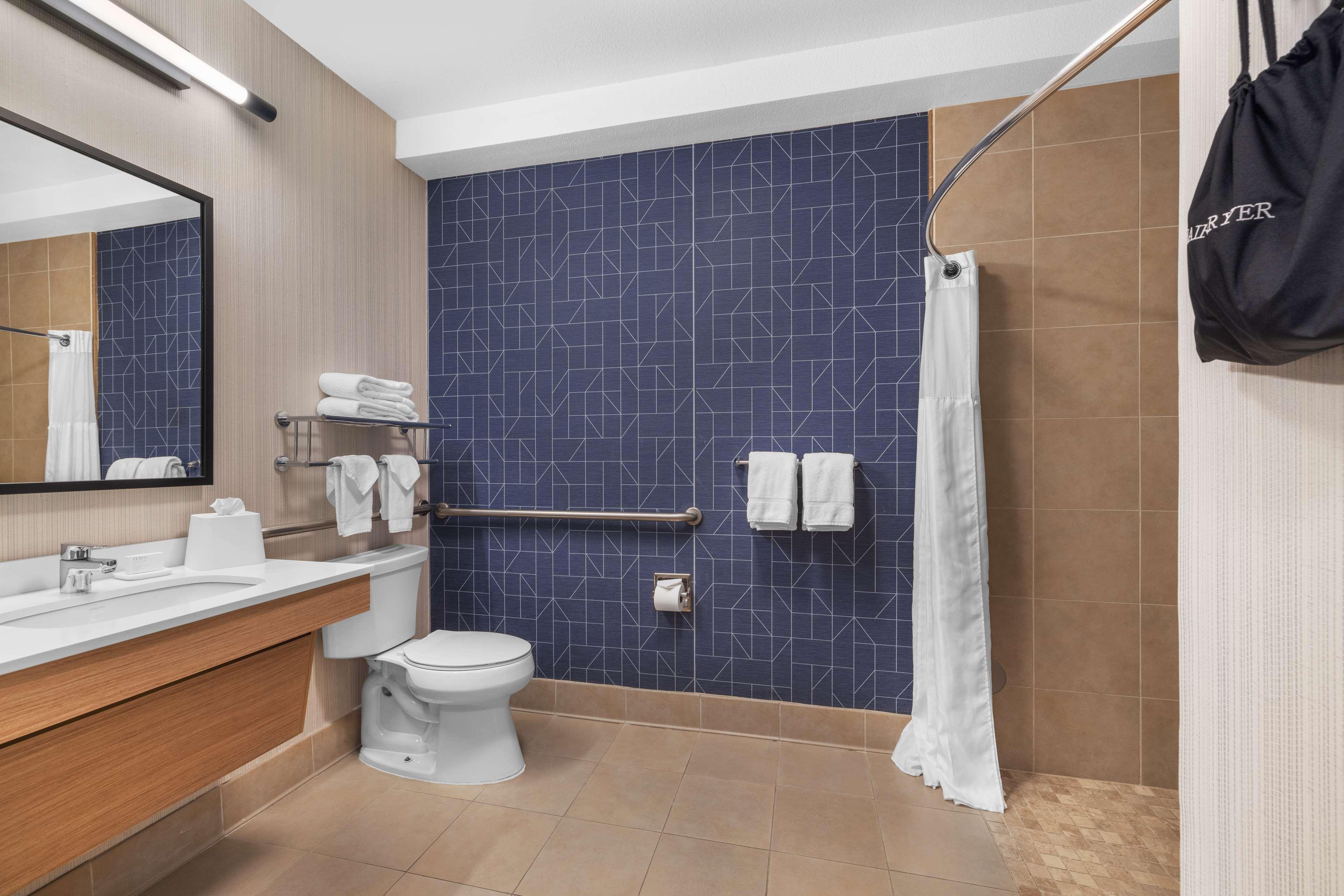 Double Accessible-two Queen Beds