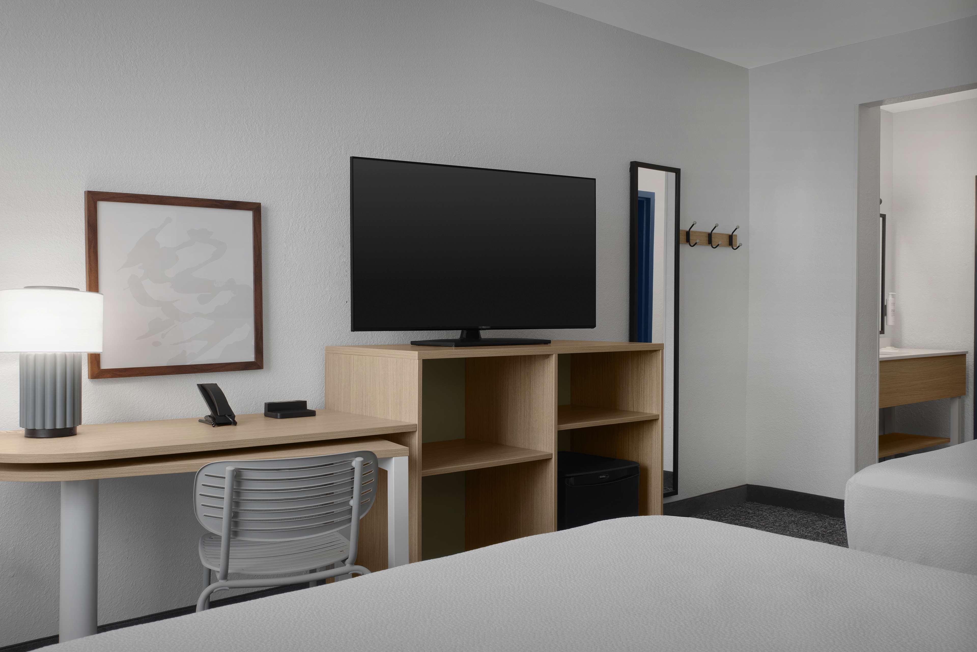 Double or Twin Two Queen Beds