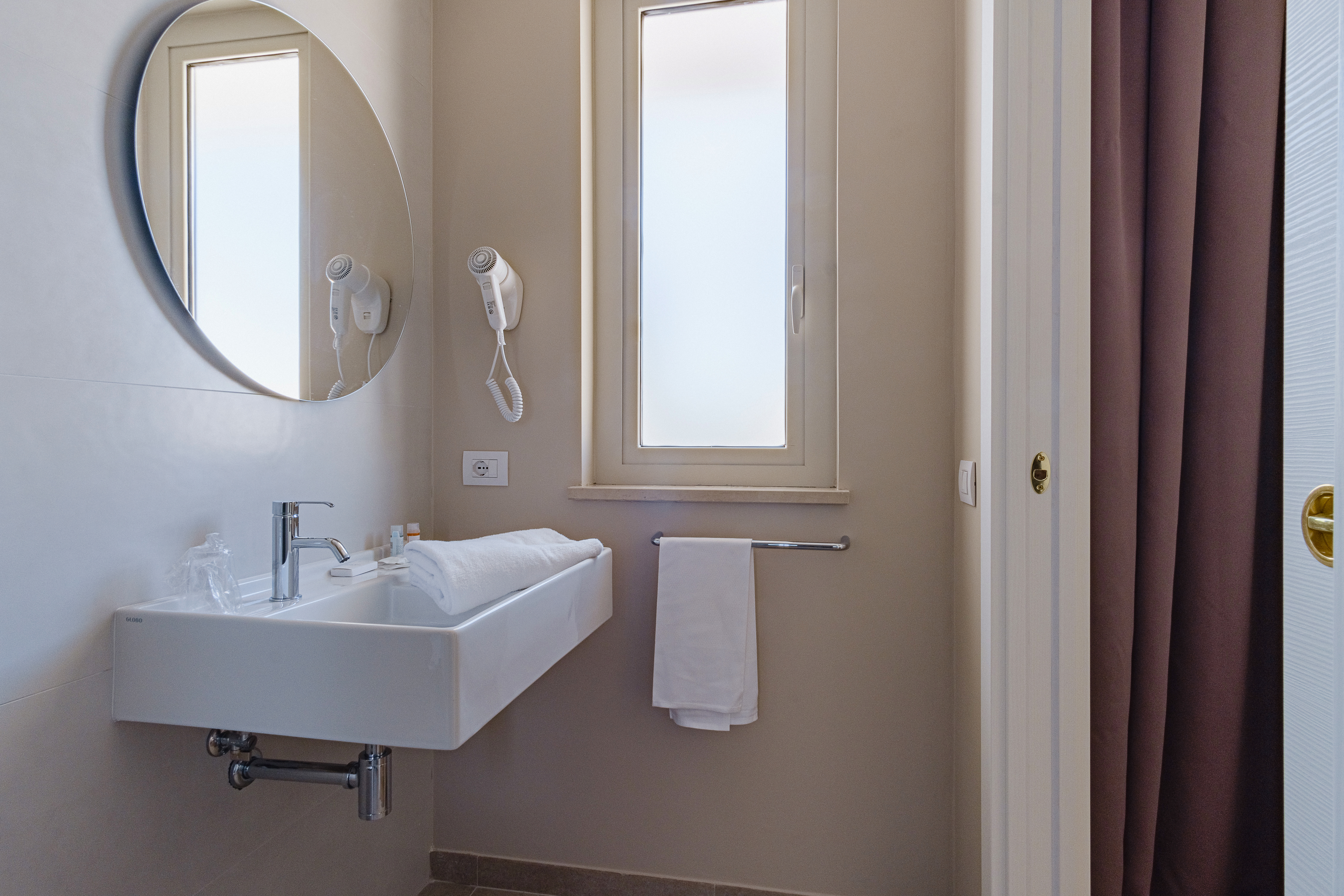 Double Single Classic