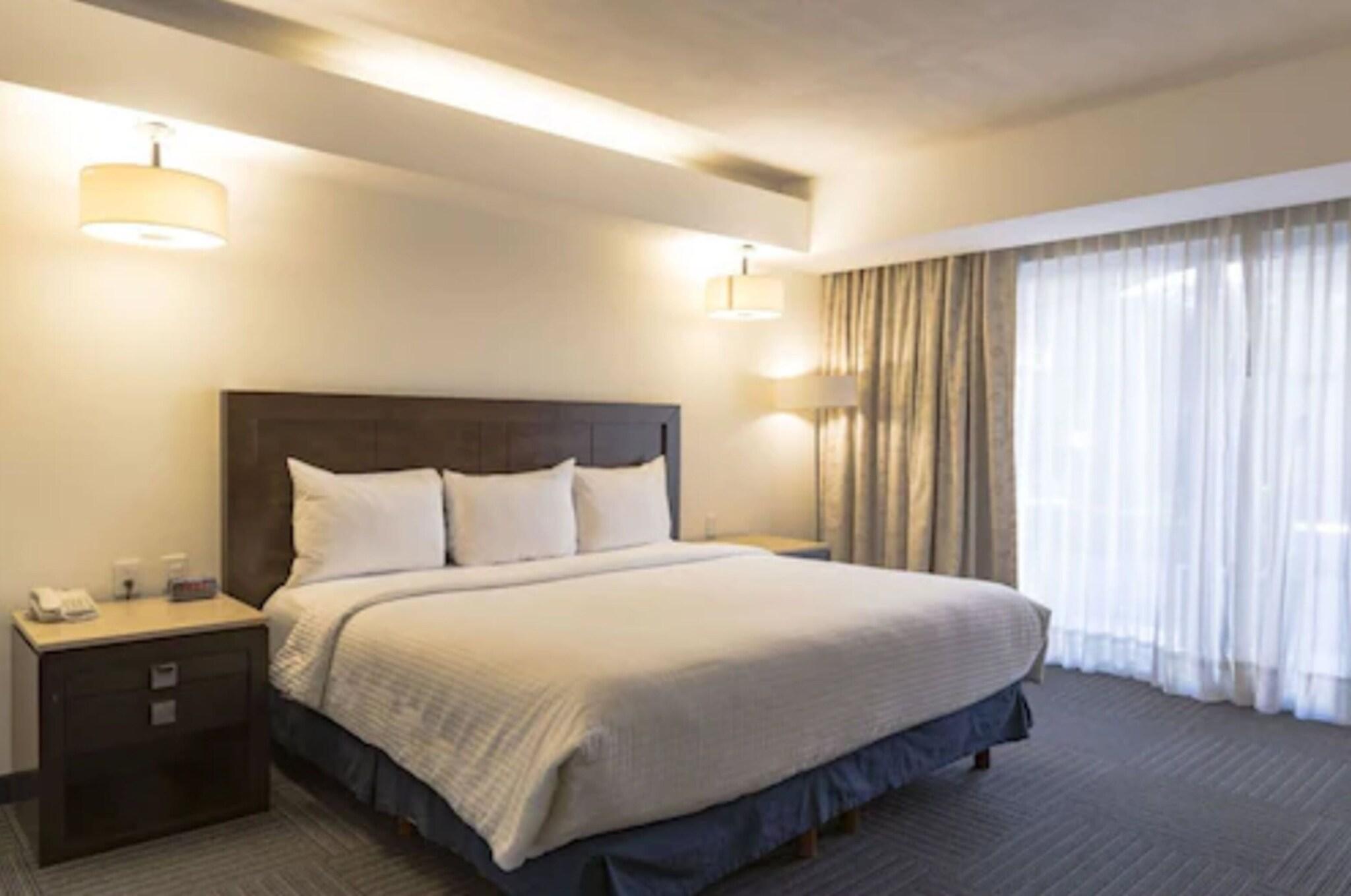 Double Executive King Bed