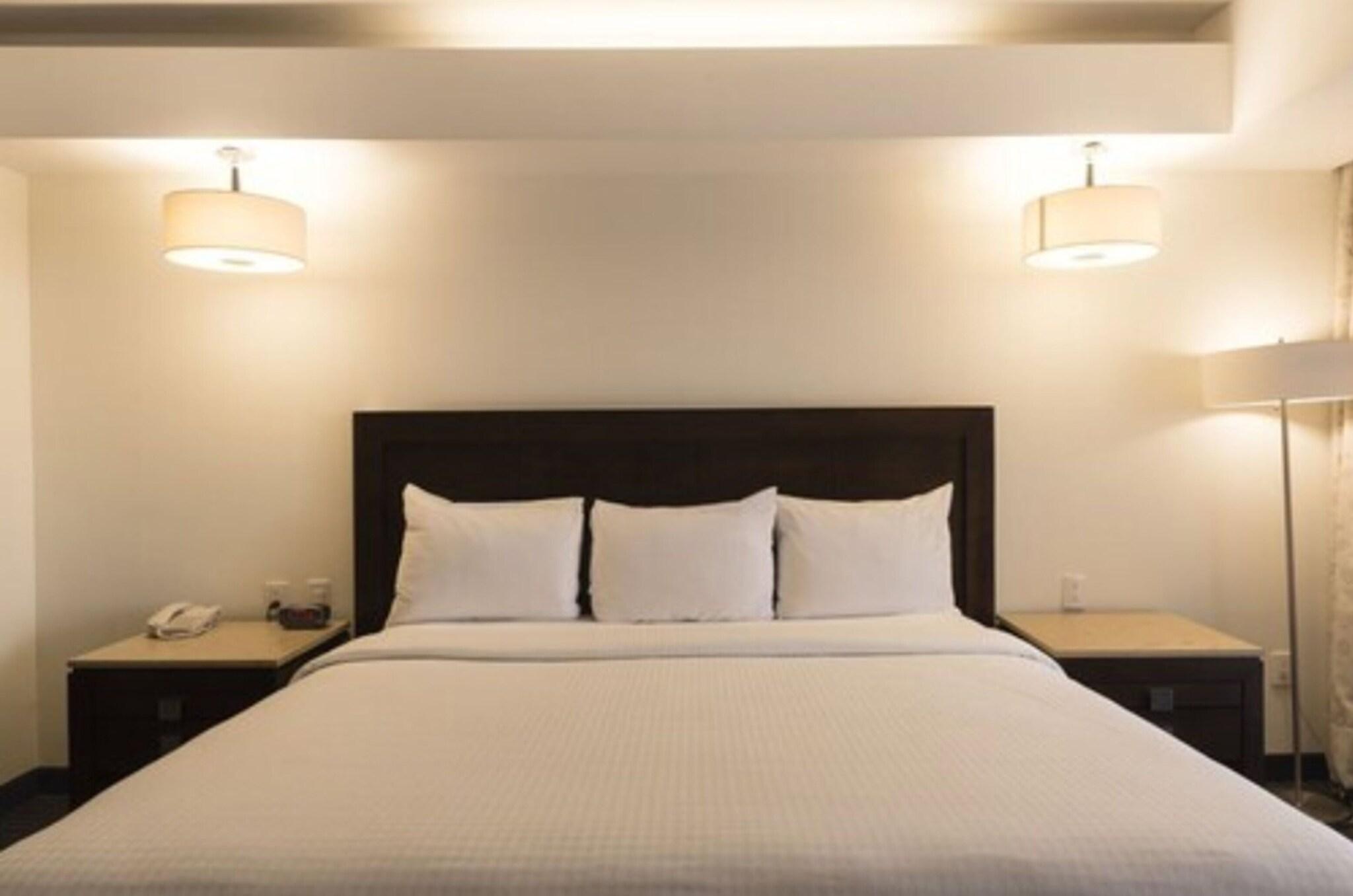 Double Executive King Bed