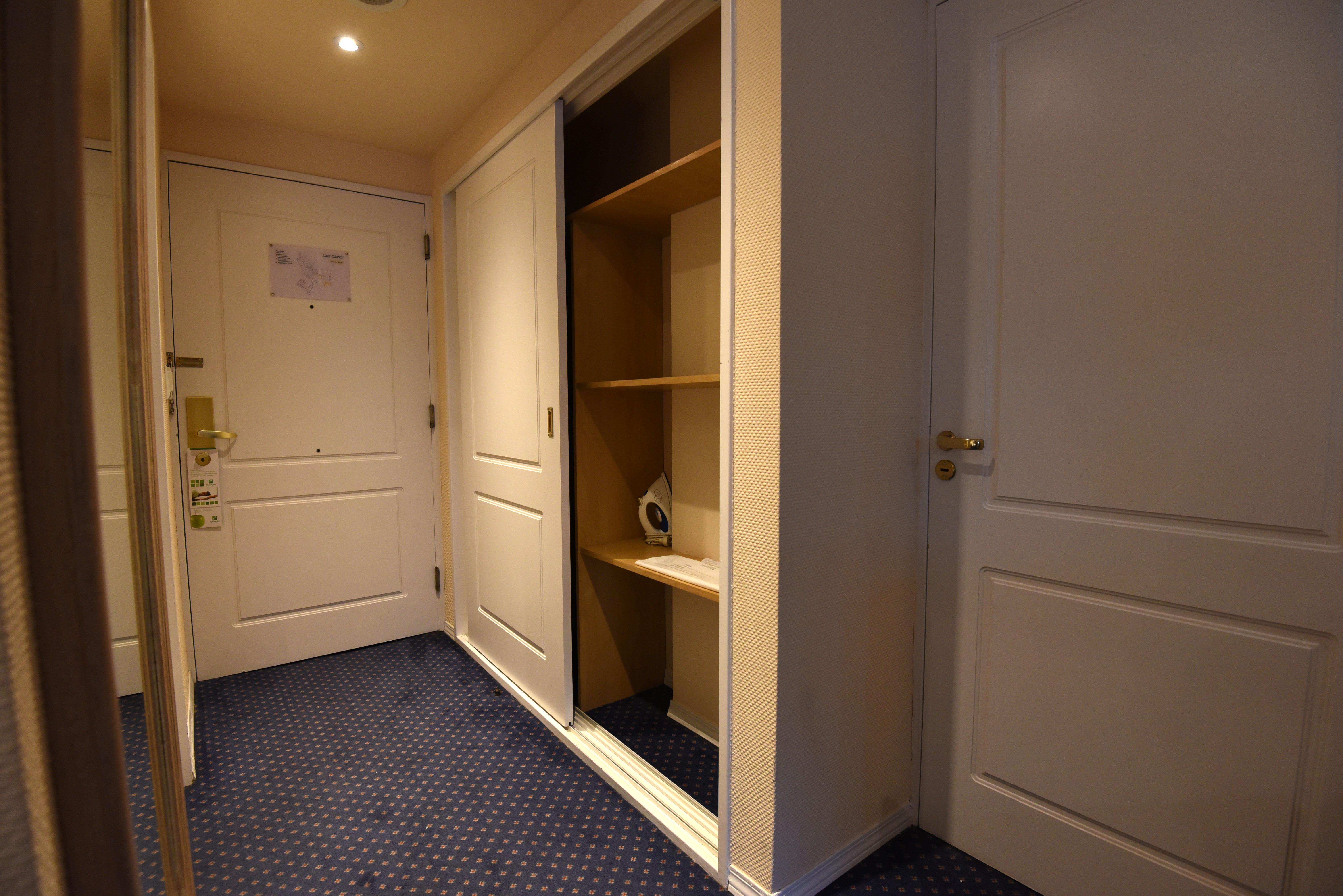 Double King Size Bed