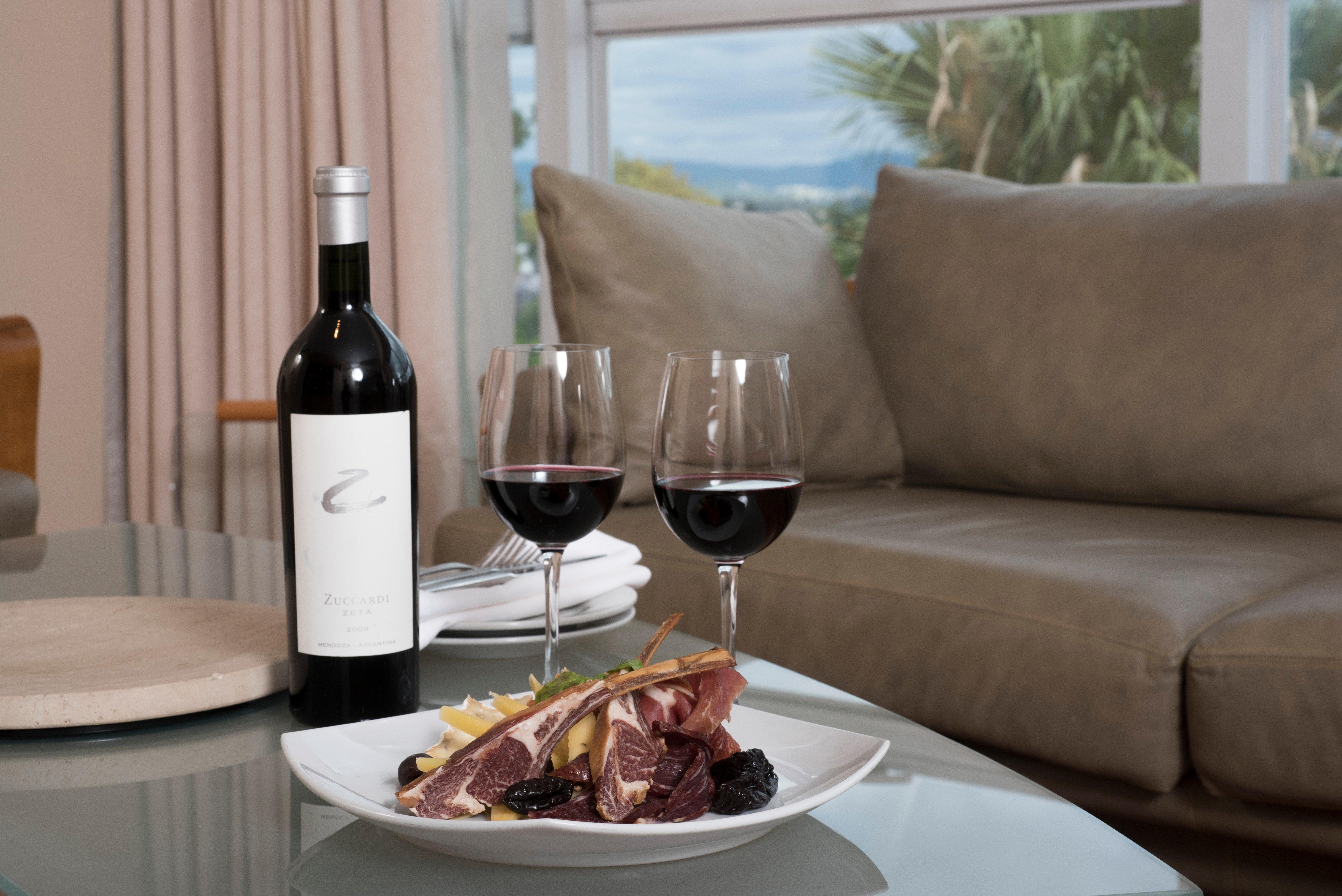 Suite King Bed One Bedroom 