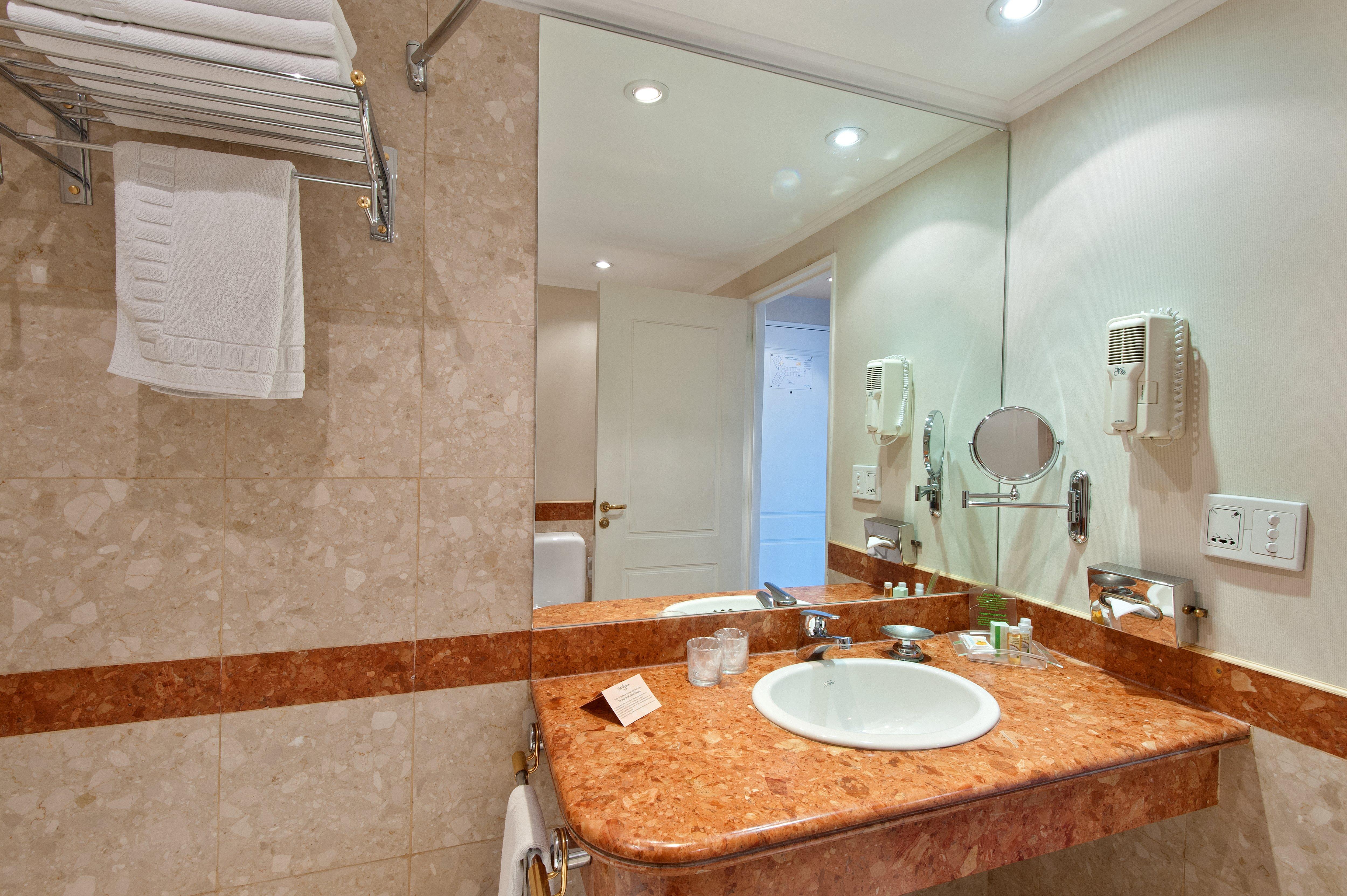 Suite King Bed One Bedroom 