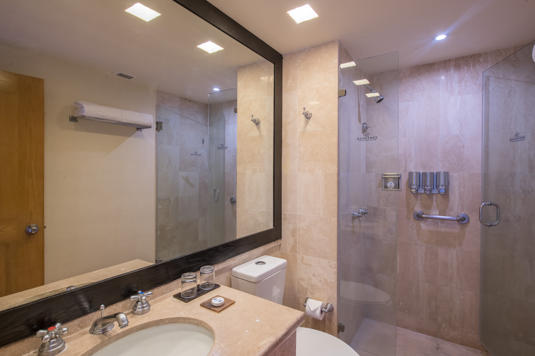 Studio with Kitchenette