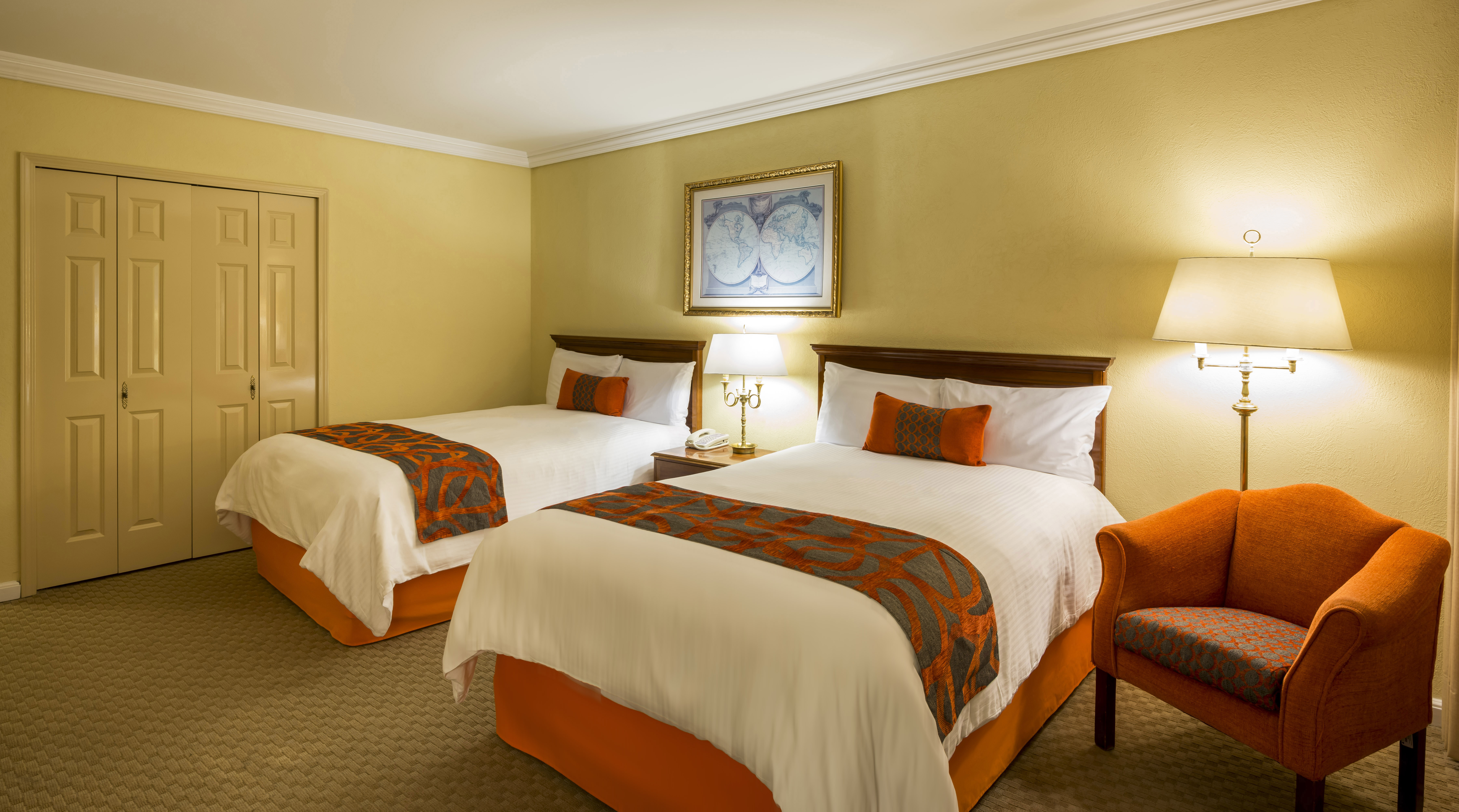 Double Deluxe Two Queen Beds