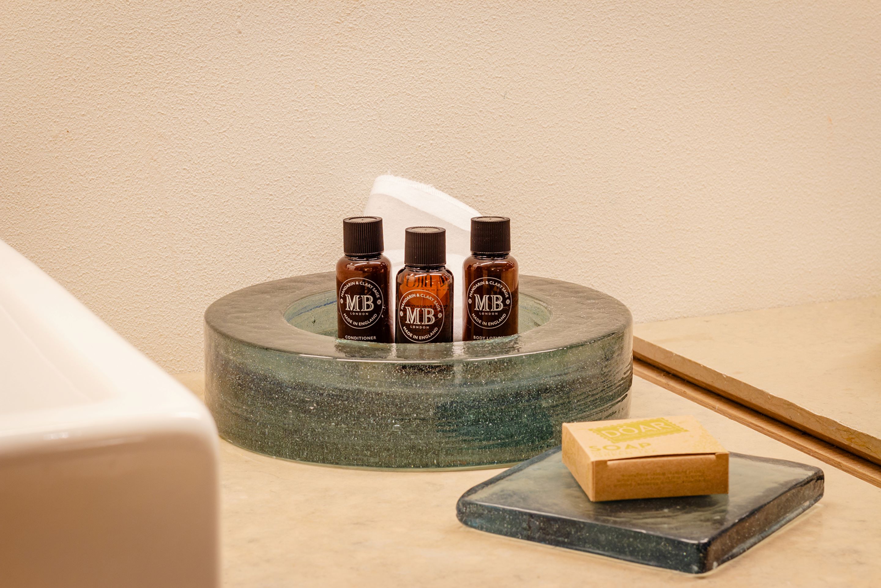 Double Deluxe King Bed