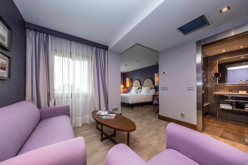 Junior Suite Pool View