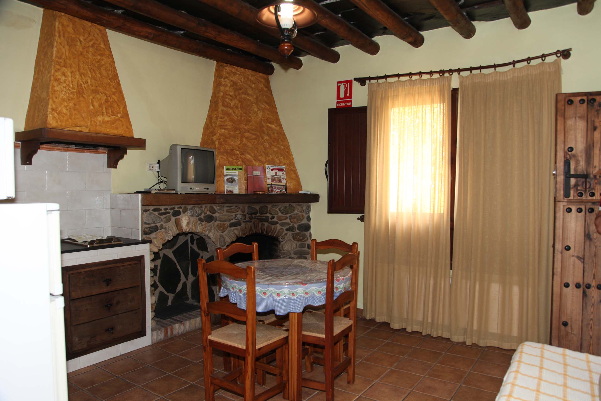 Apartment Capacity 4