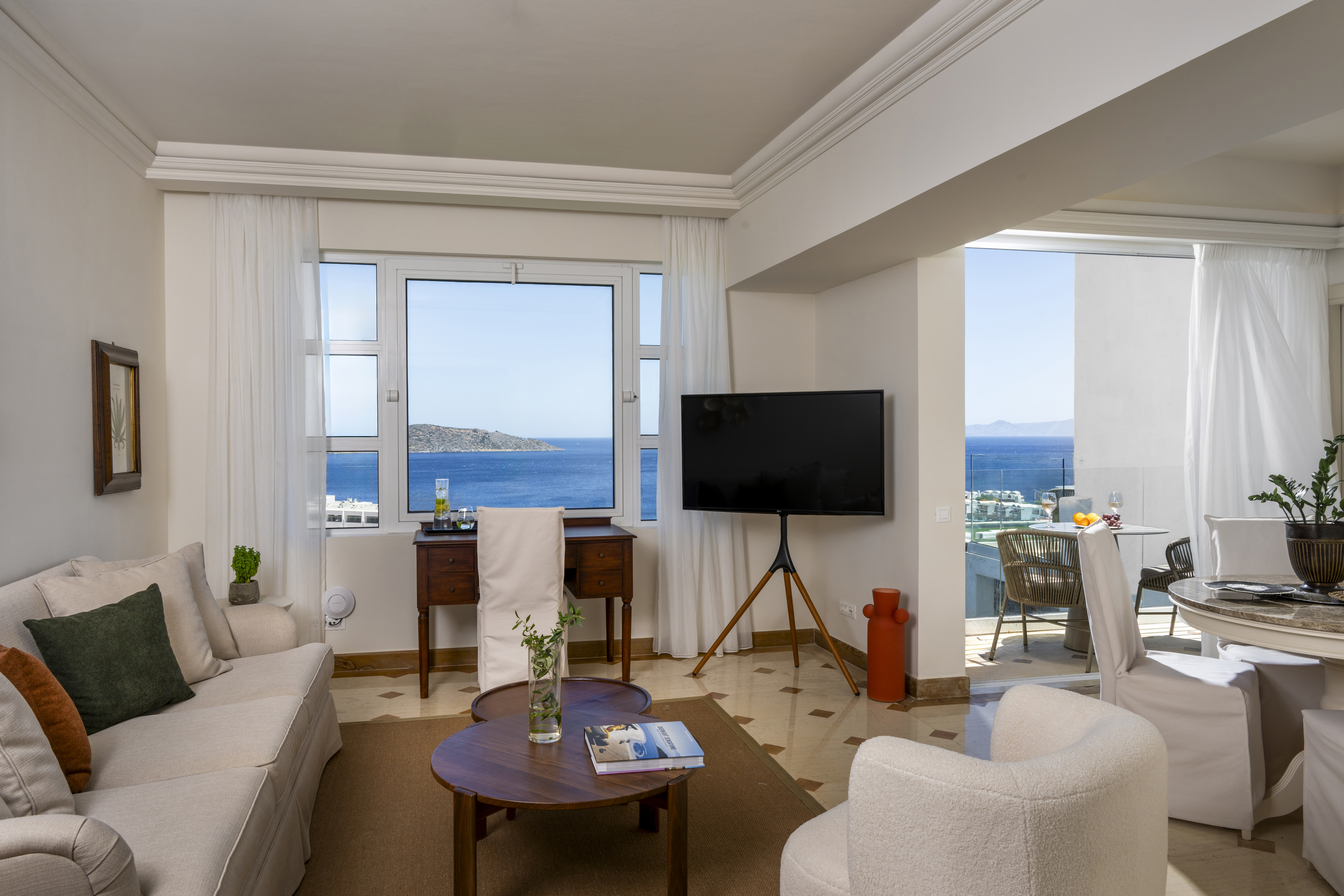 Suite Deluxe Two Bedroom