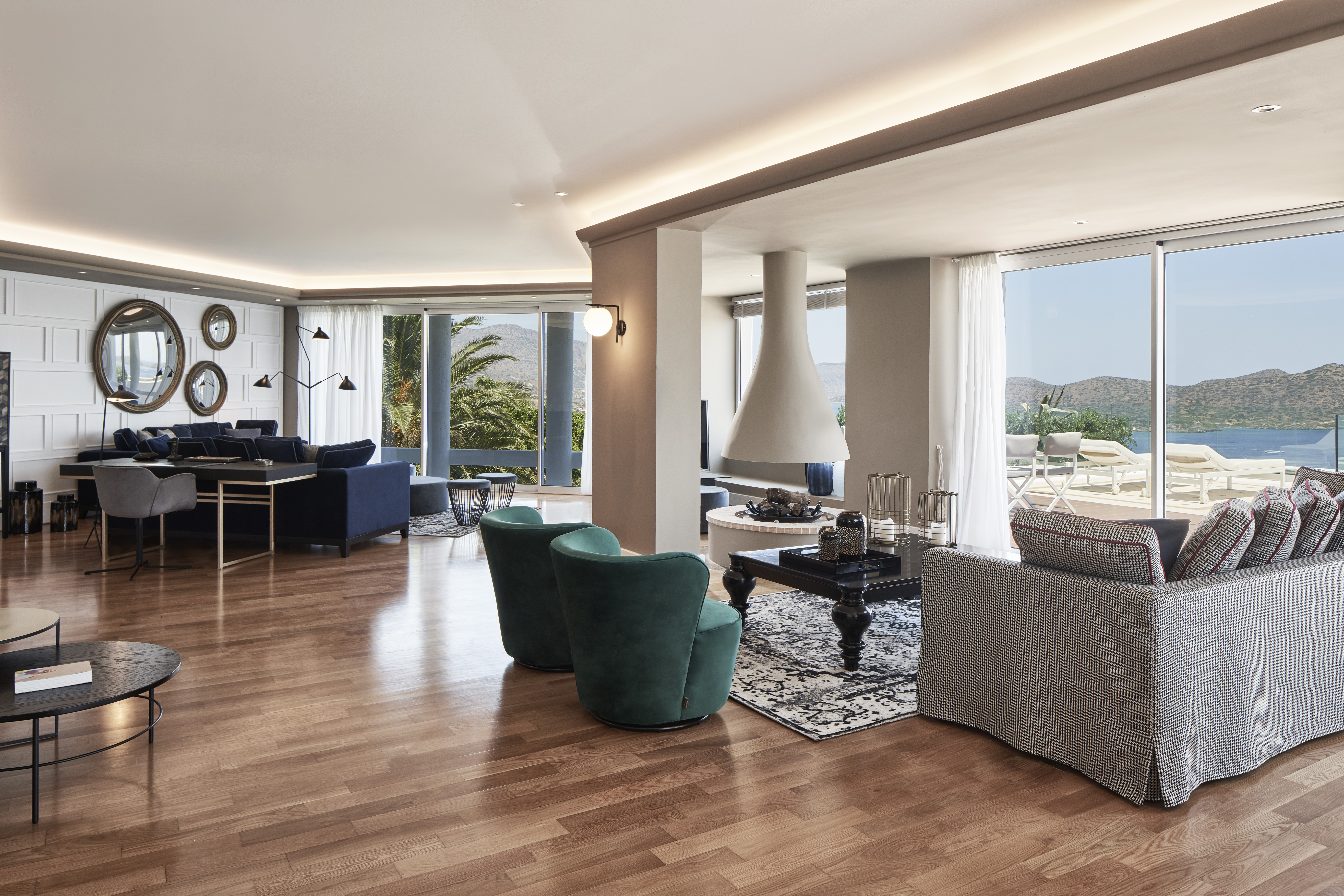 Villa Four Bedrooms with Private Pool