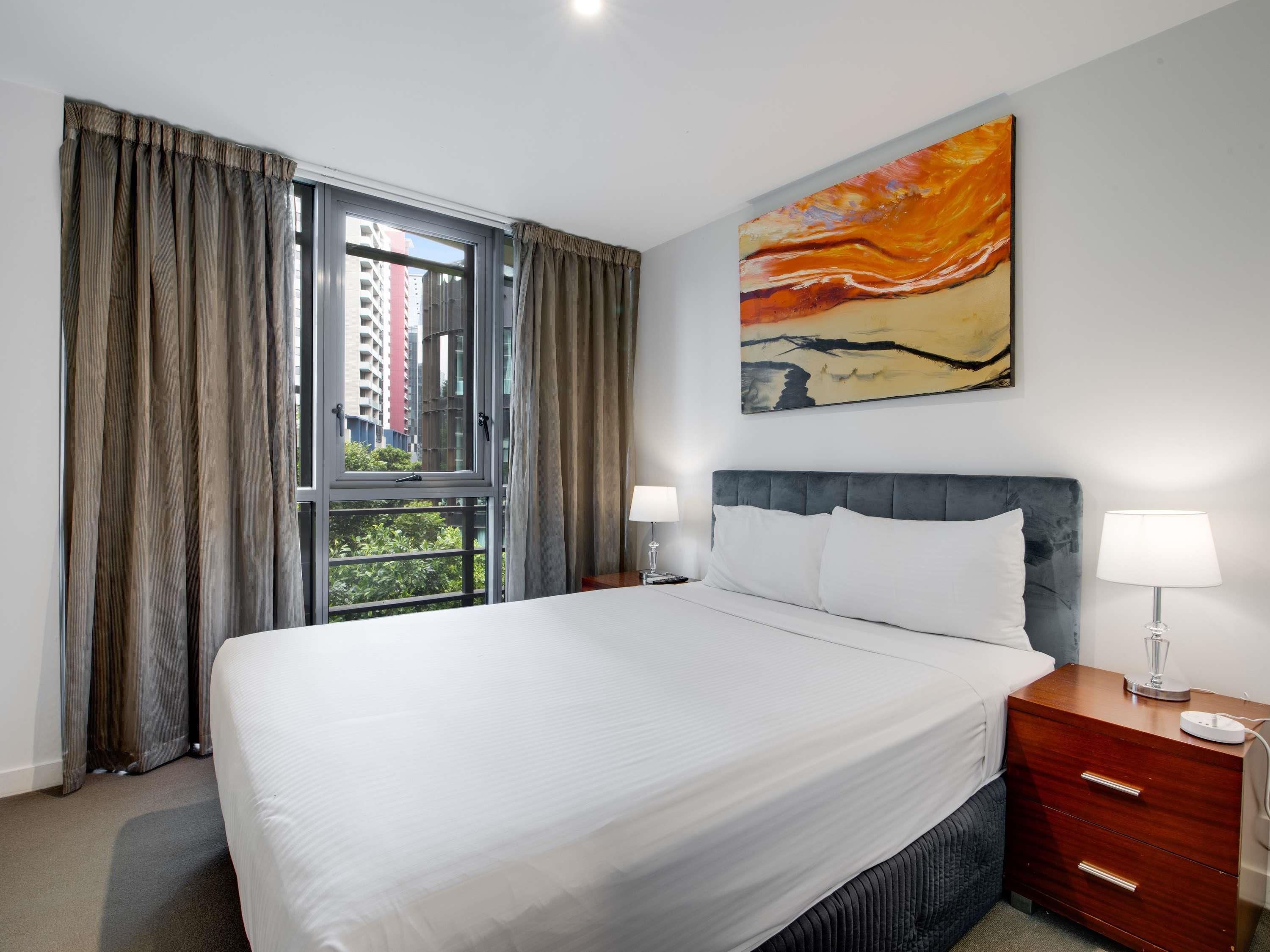 Studio Queen Size Bed