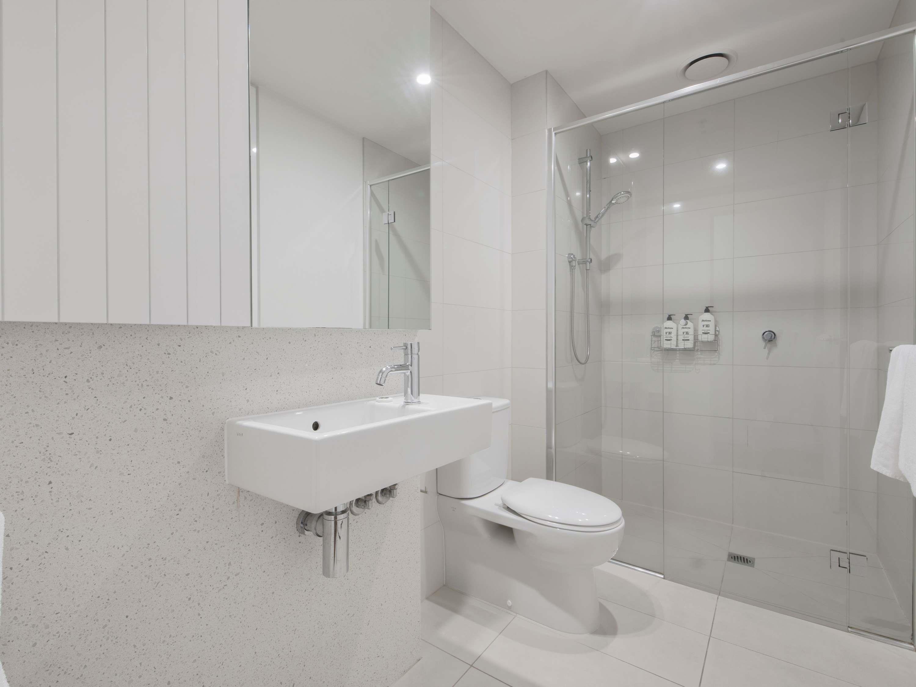 Studio Queen Size Bed