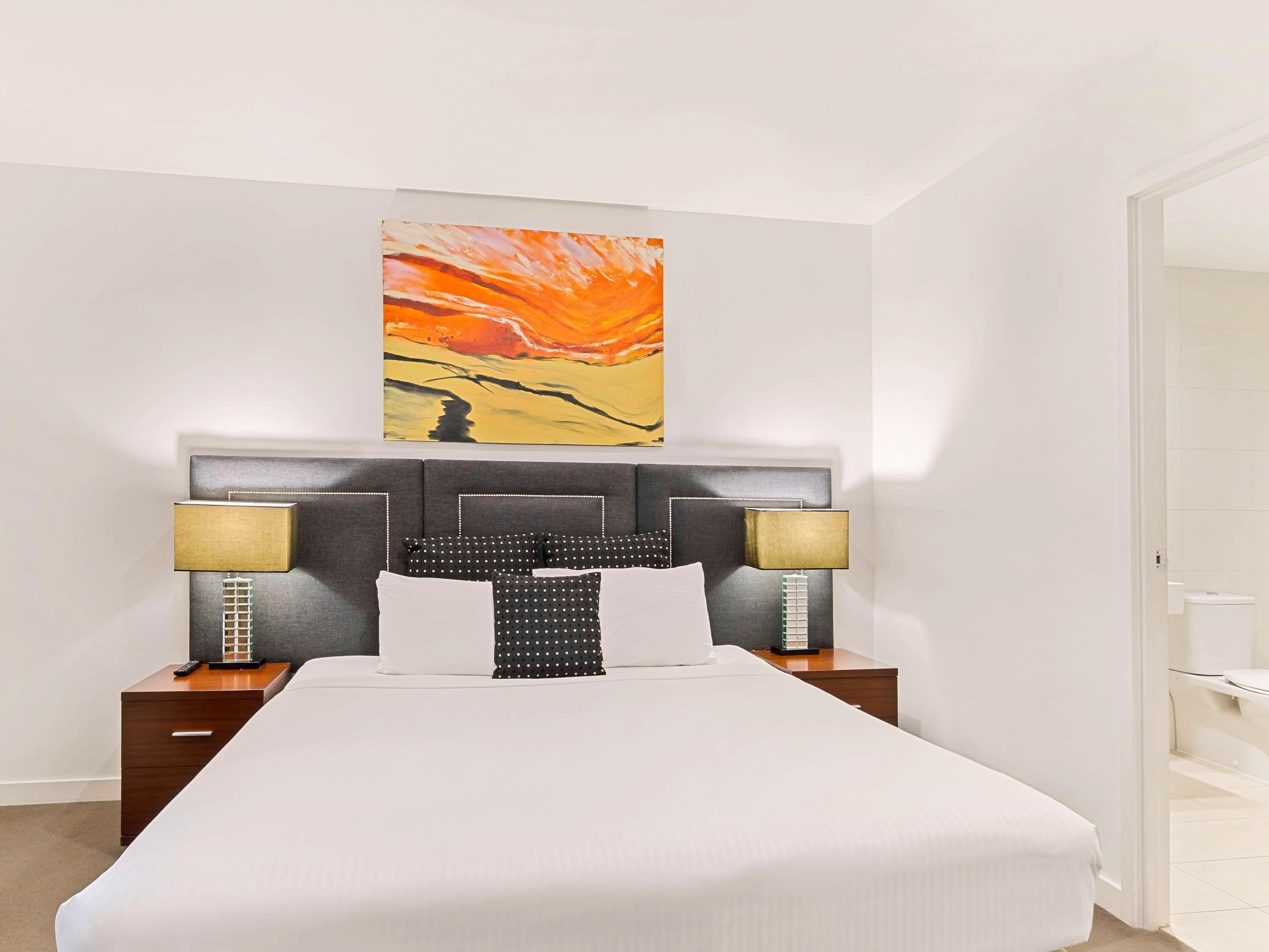 Apartment Queen Size Bed