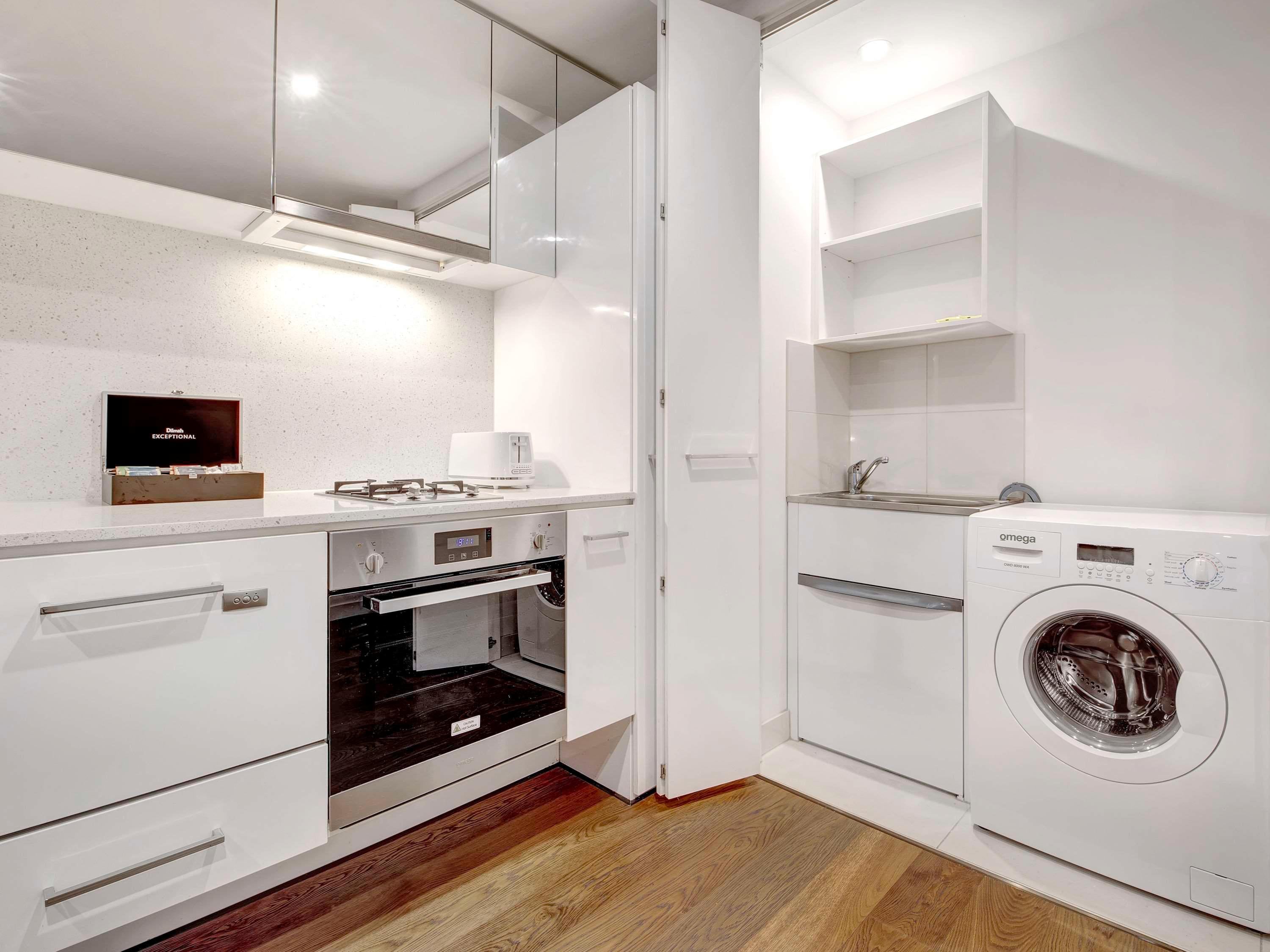 Apartment Queen Size Bed