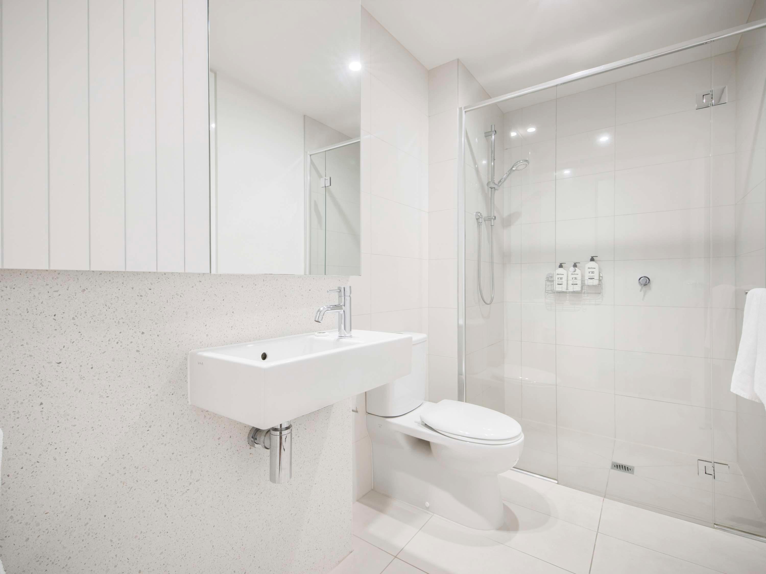 Studio Queen Size Bed