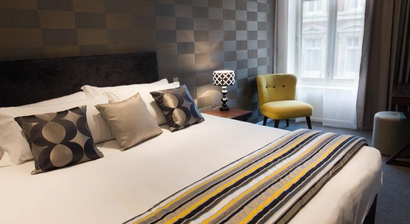 Double Superior King Bed