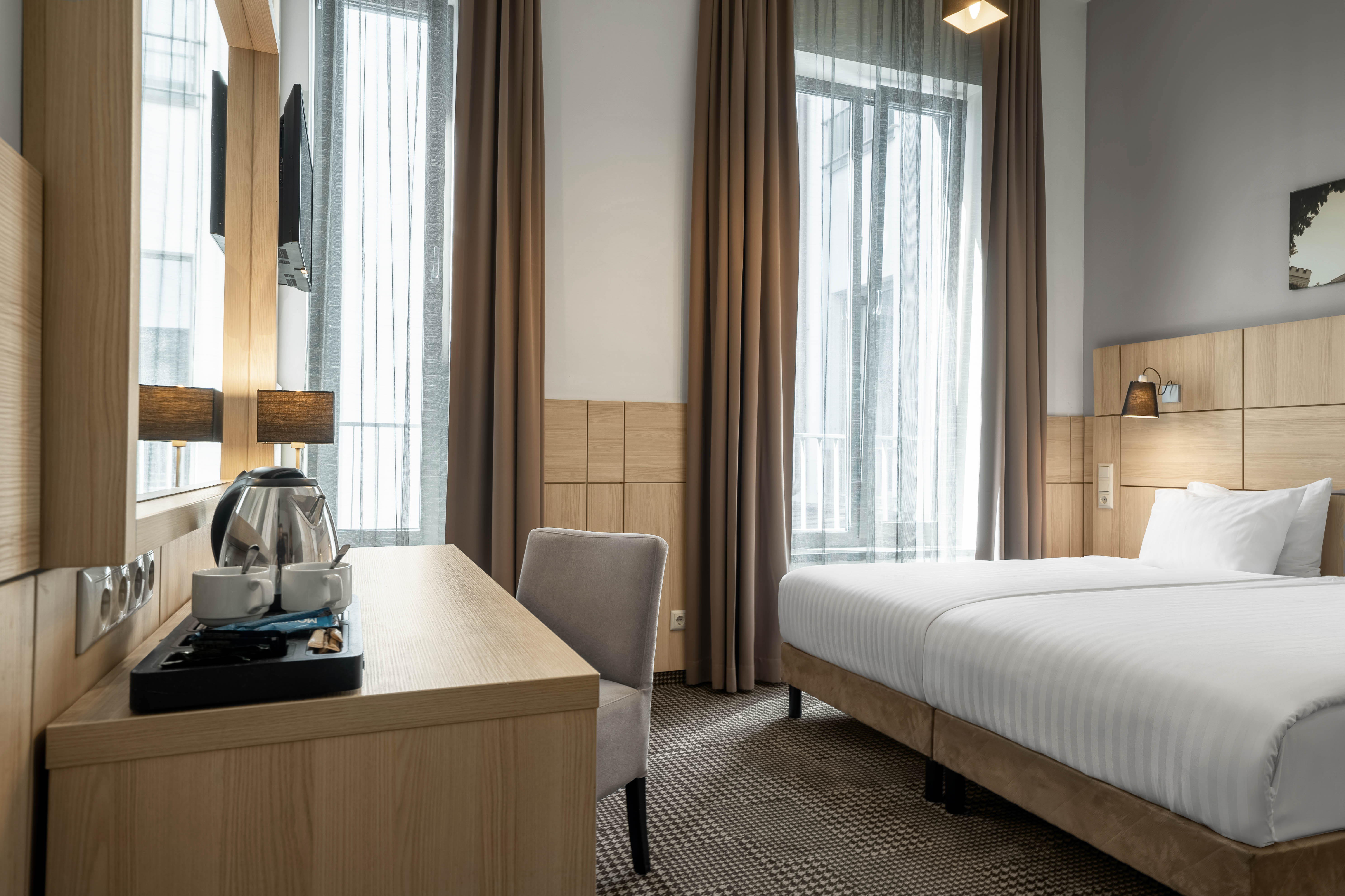 Double or Twin Standard