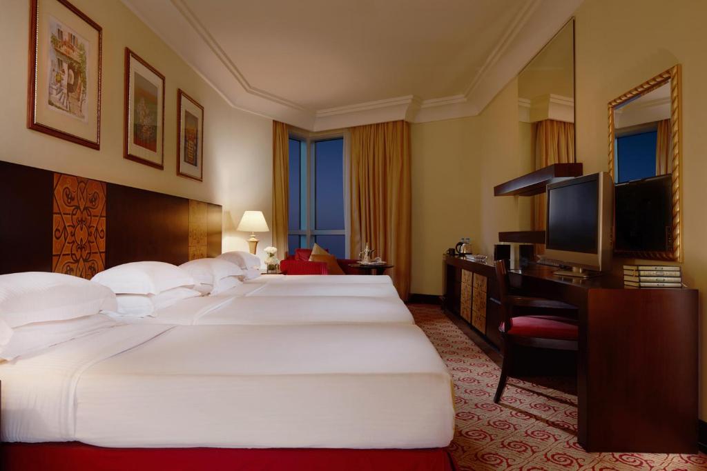 Quadruple Capacity 4